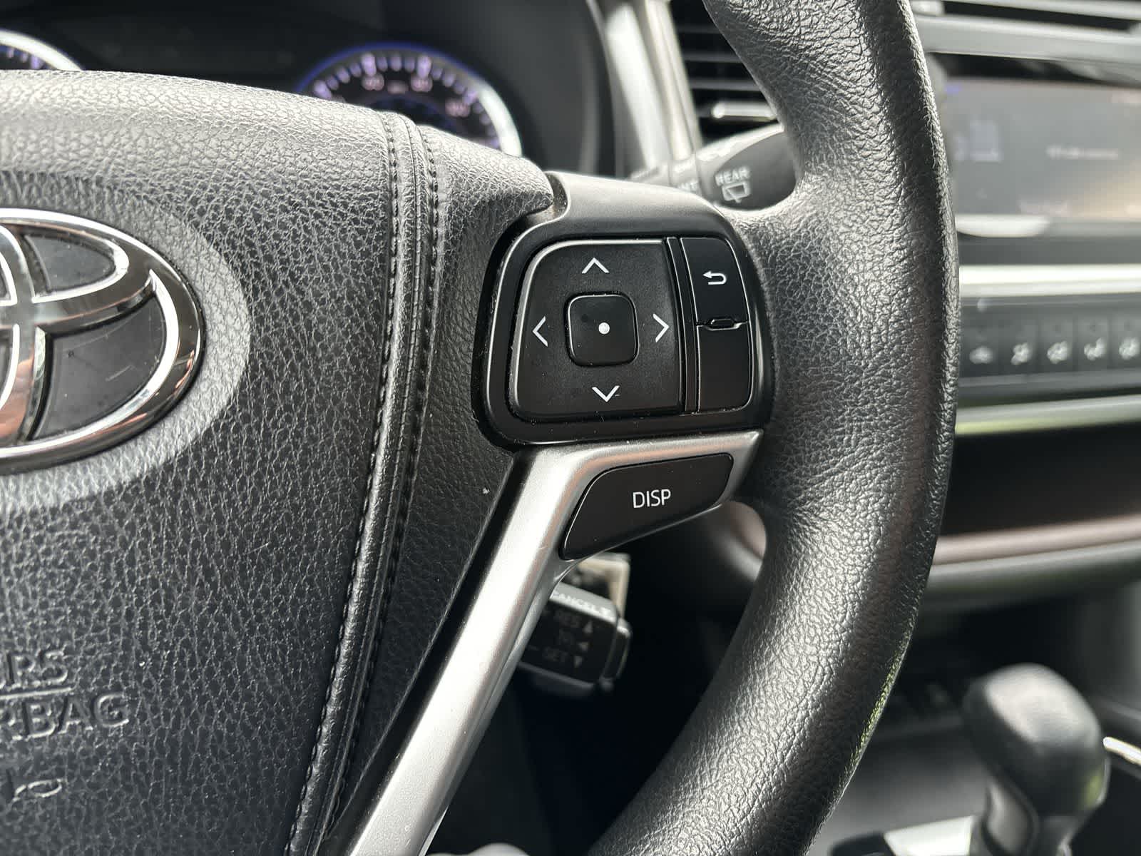 Thumbnail: 2014 Toyota Highlander - 12