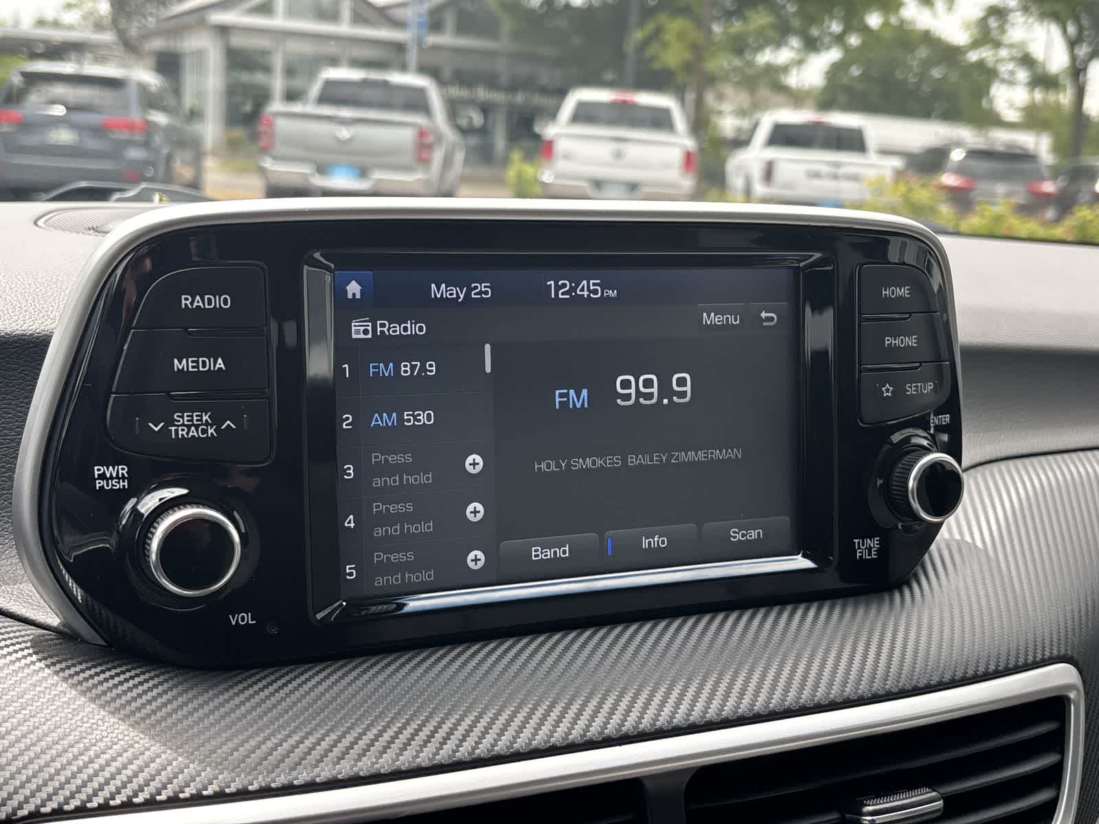 Thumbnail: 2019 Hyundai Tucson - 17
