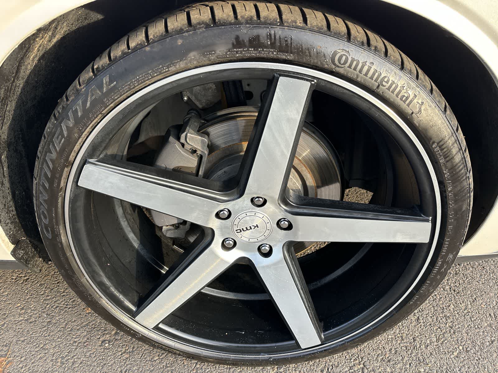 Thumbnail: 2015 Dodge Challenger - 4