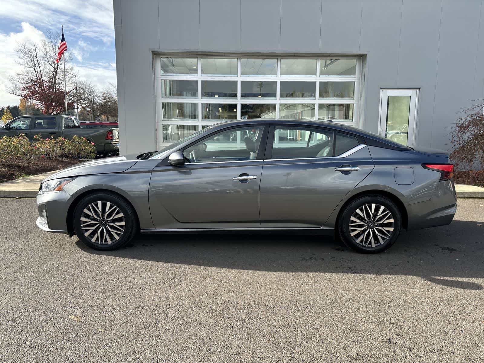 Thumbnail: 2023 Nissan Altima - 2