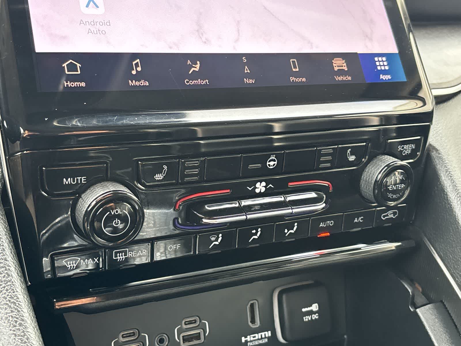 Thumbnail: 2024 Jeep Grand Cherokee - 21