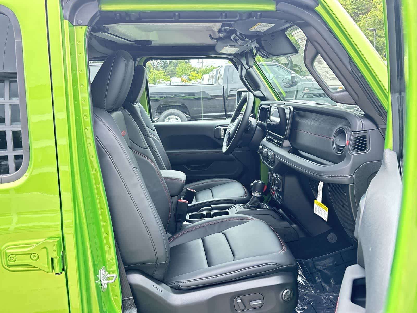 Thumbnail: 2025 Jeep Gladiator - 9