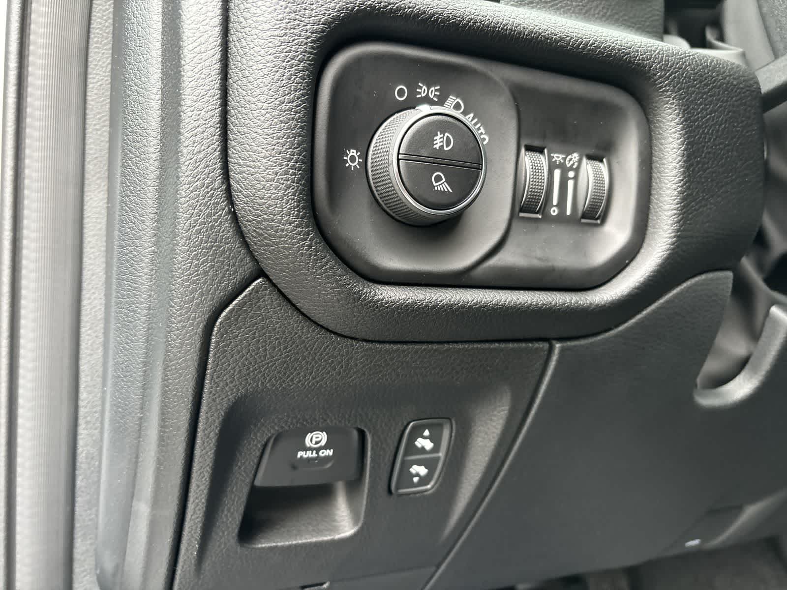 Thumbnail: 2026 RAM 1500 - 13