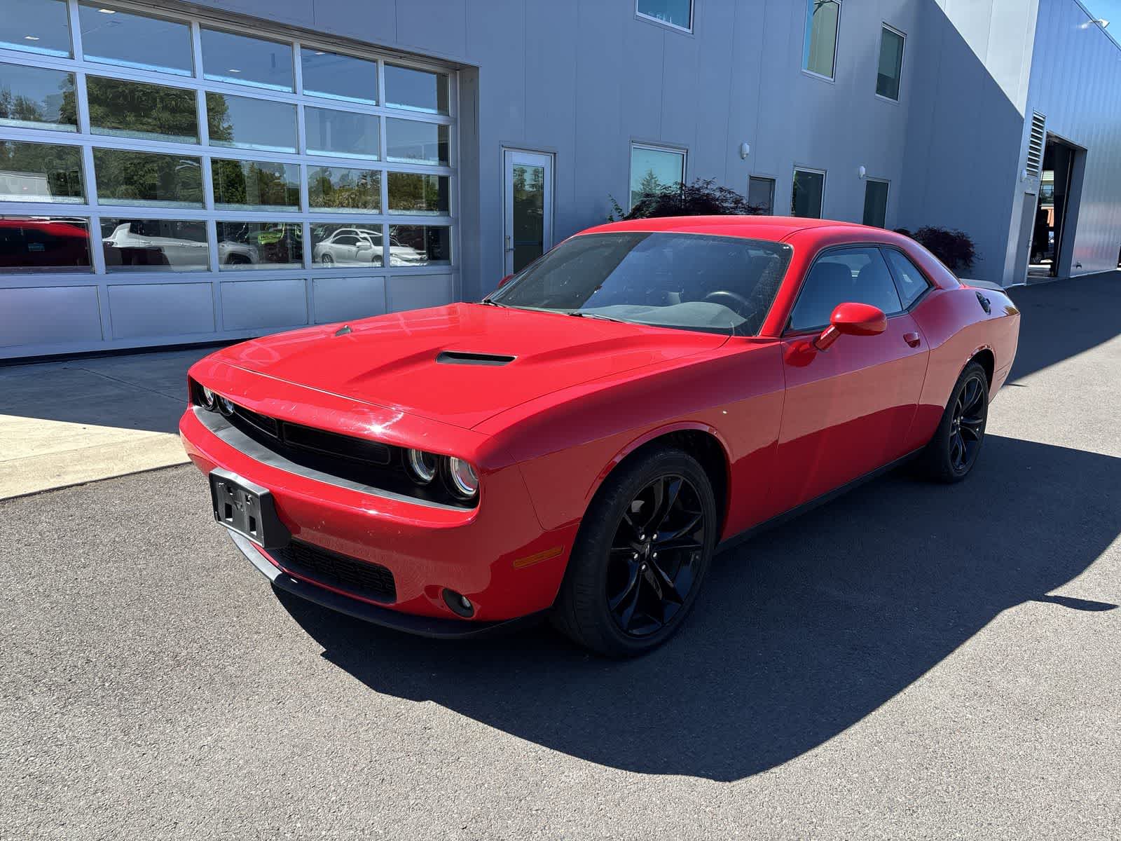 2018 Dodge Challenger SXT's photo