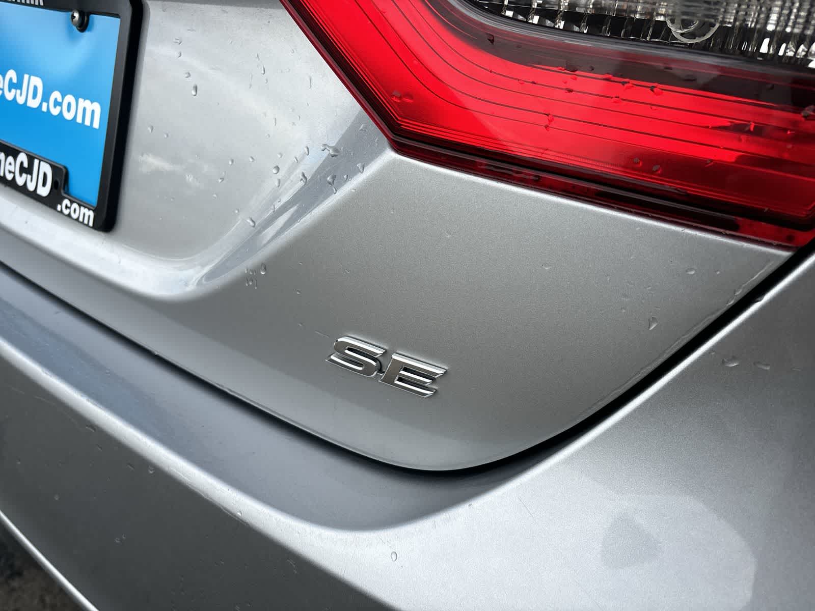 Thumbnail: 2022 Toyota Camry - 4