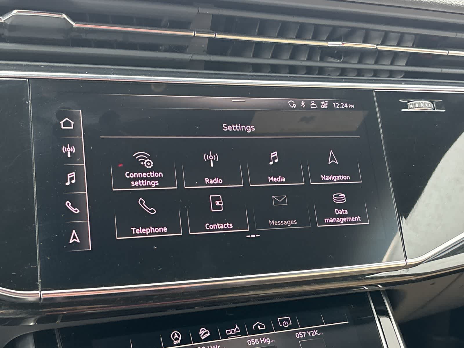 Thumbnail: 2020 Audi Q8 - 18