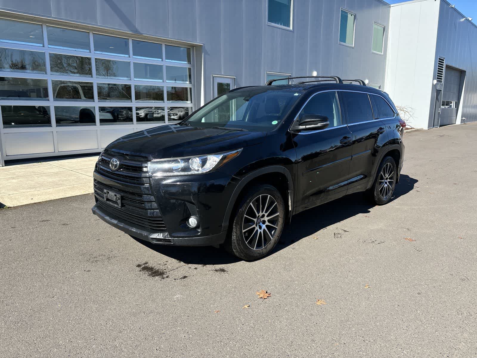 Thumbnail: 2017 Toyota Highlander - 1