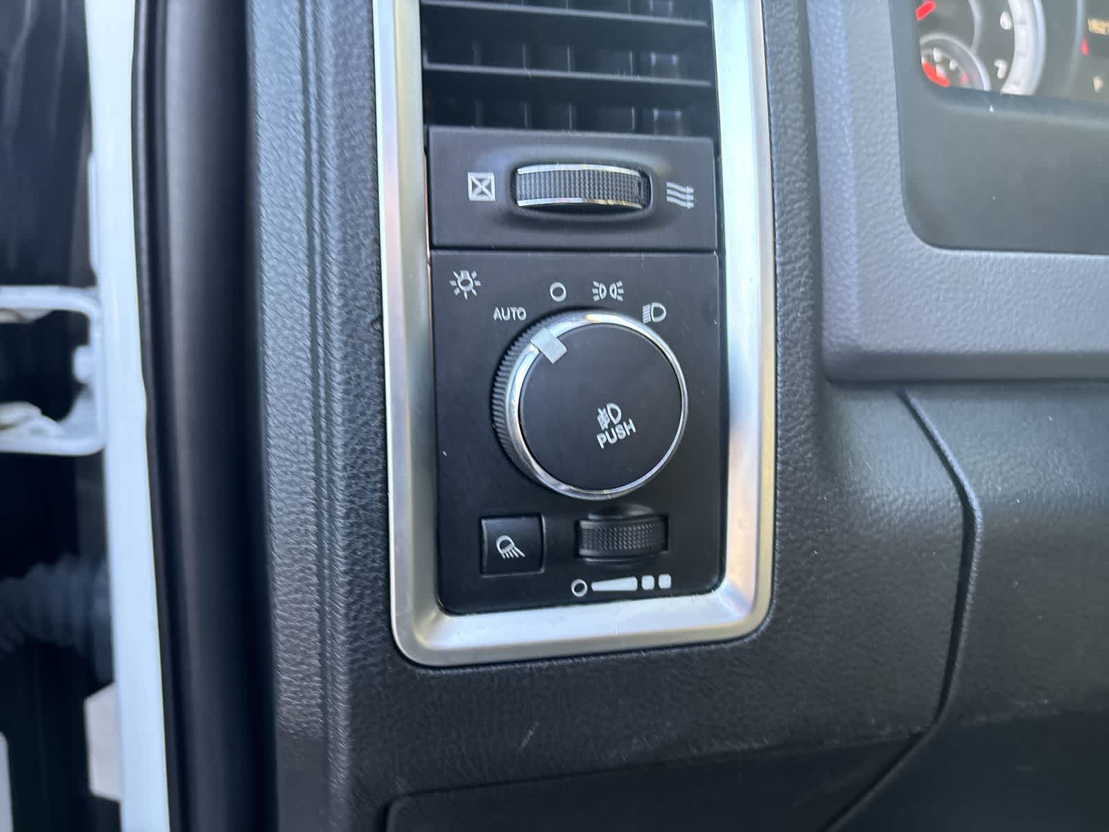 Thumbnail: 2013 RAM 1500 - 10