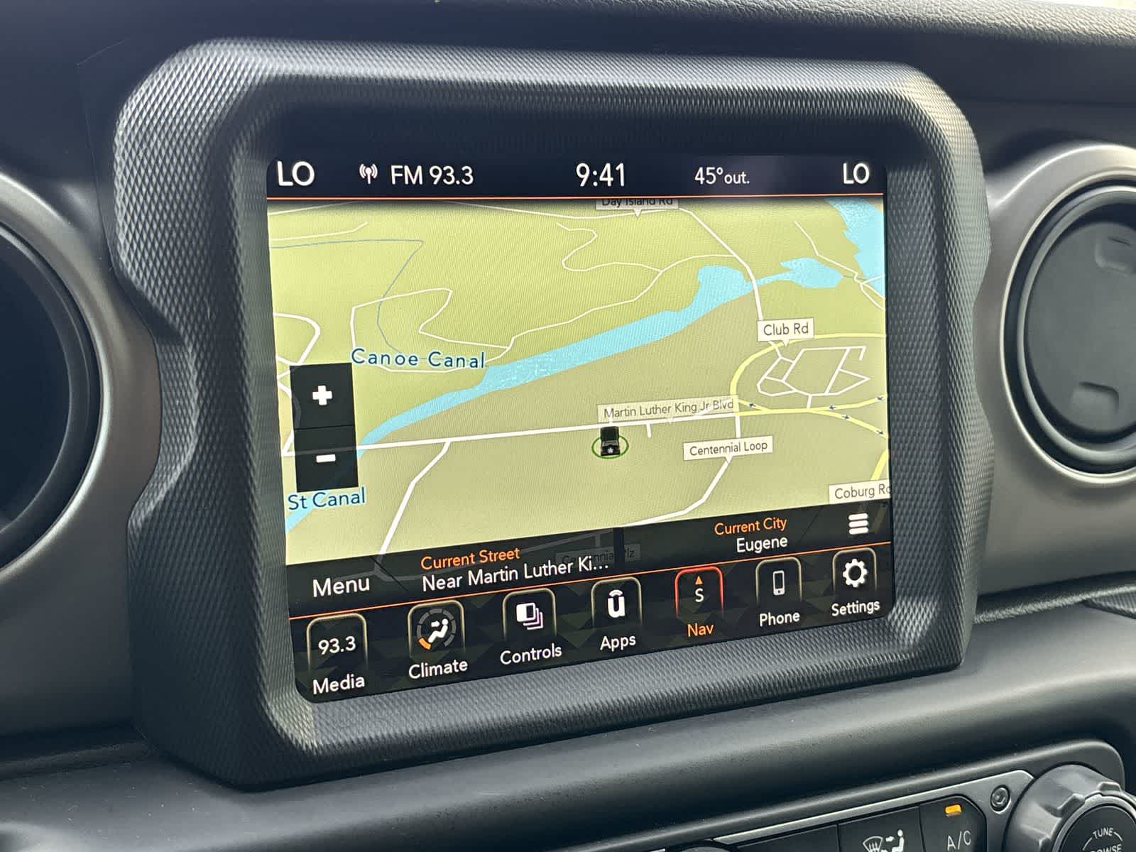 Thumbnail: 2021 Jeep Gladiator - 19