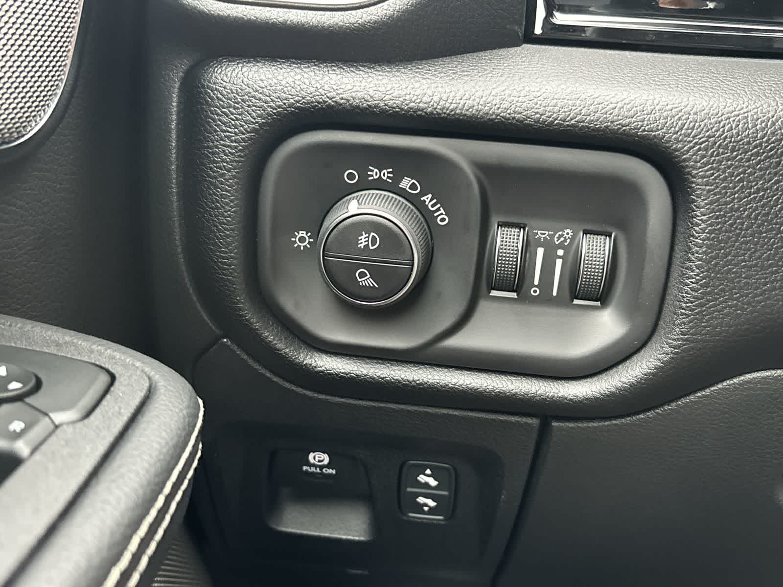 Thumbnail: 2026 RAM 1500 - 16