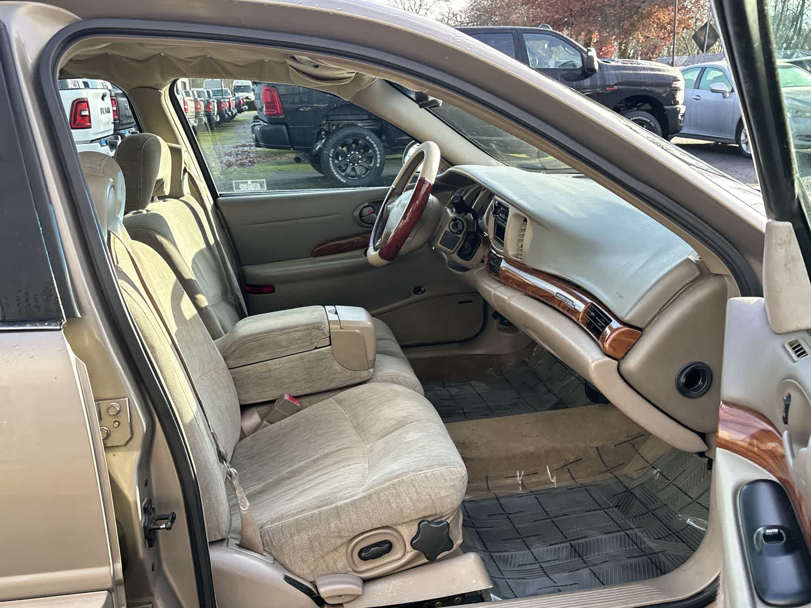 Thumbnail: 2002 Buick LeSabre - 9