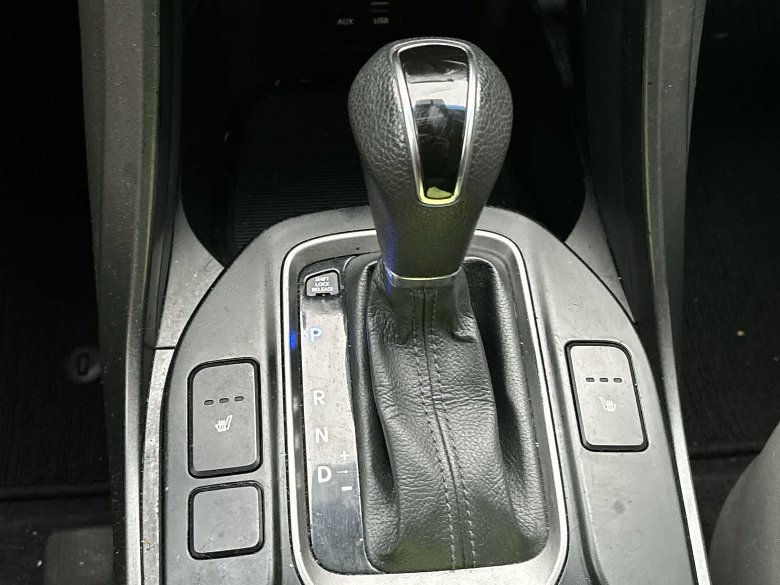 Thumbnail: 2015 Hyundai Santa Fe - 20