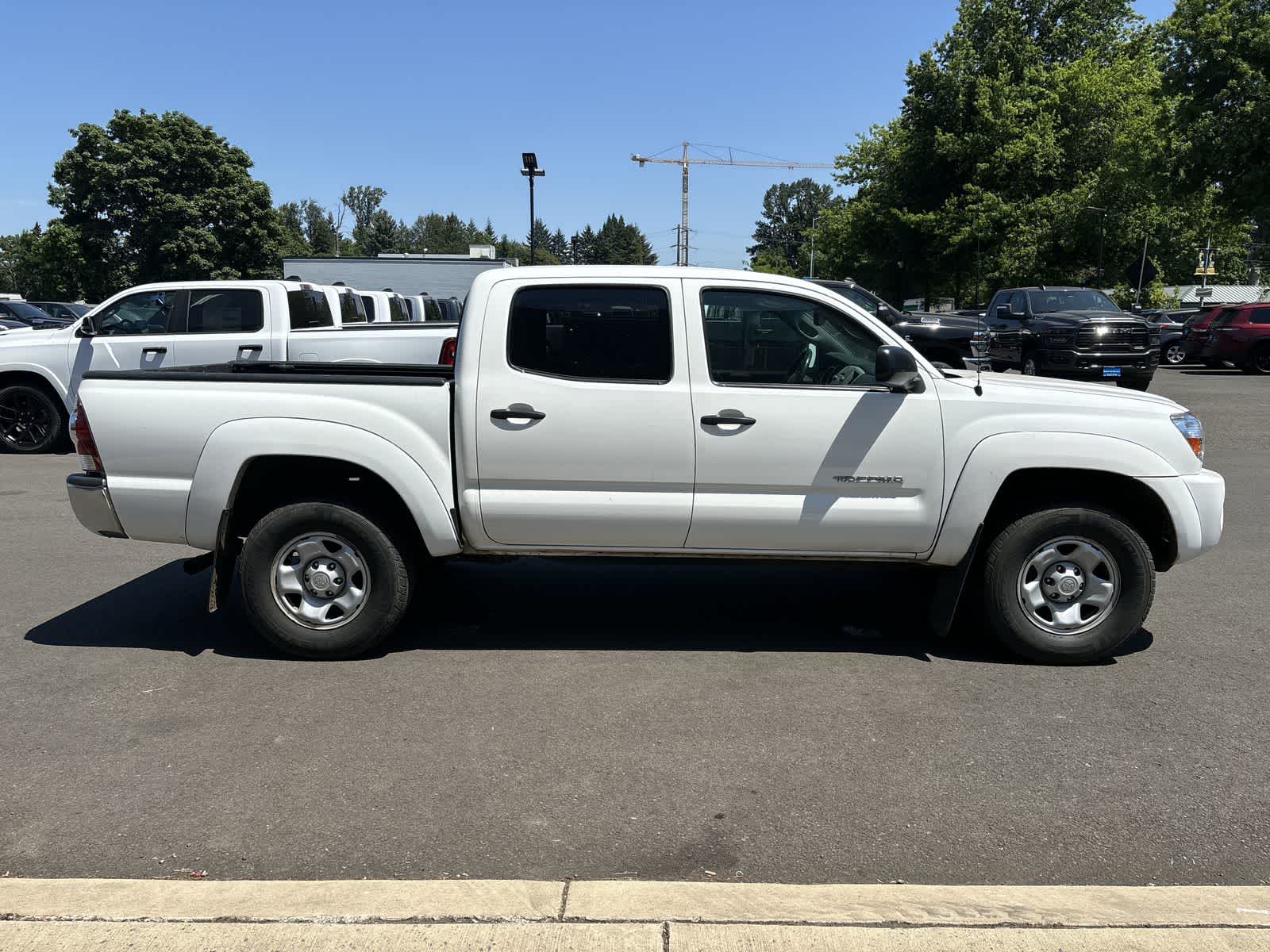 Thumbnail: 2011 Toyota Tacoma - 5