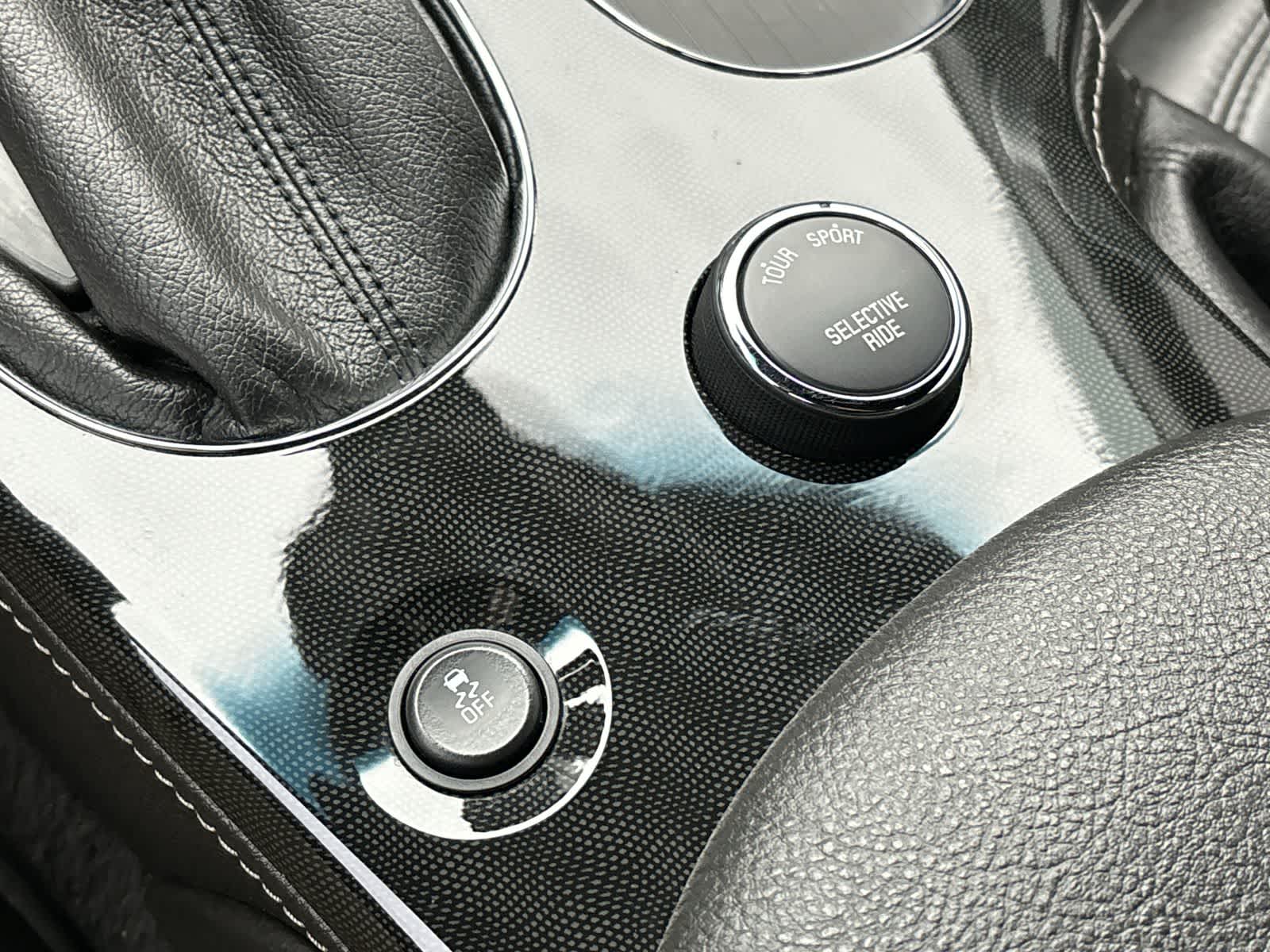 Thumbnail: 2012 Chevrolet Corvette - 22