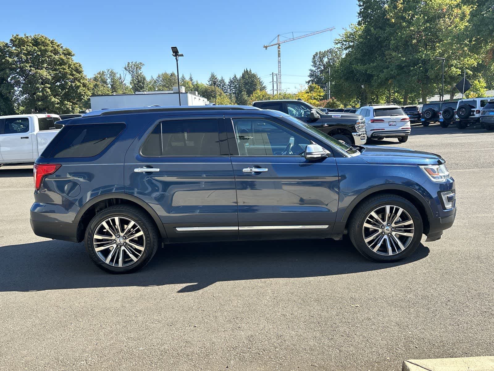 Thumbnail: 2016 Ford Explorer - 6