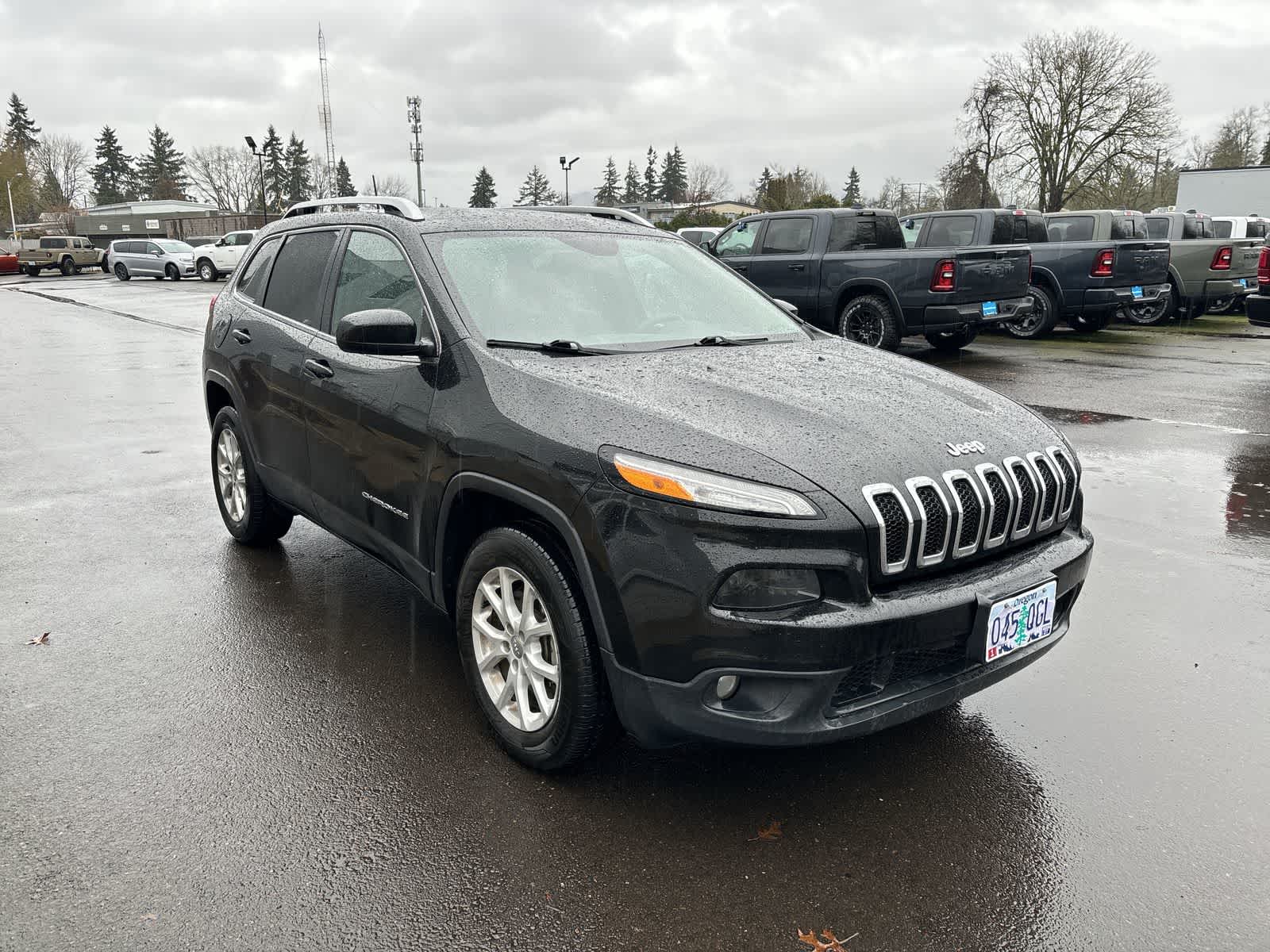 Thumbnail: 2018 Jeep Cherokee - 6