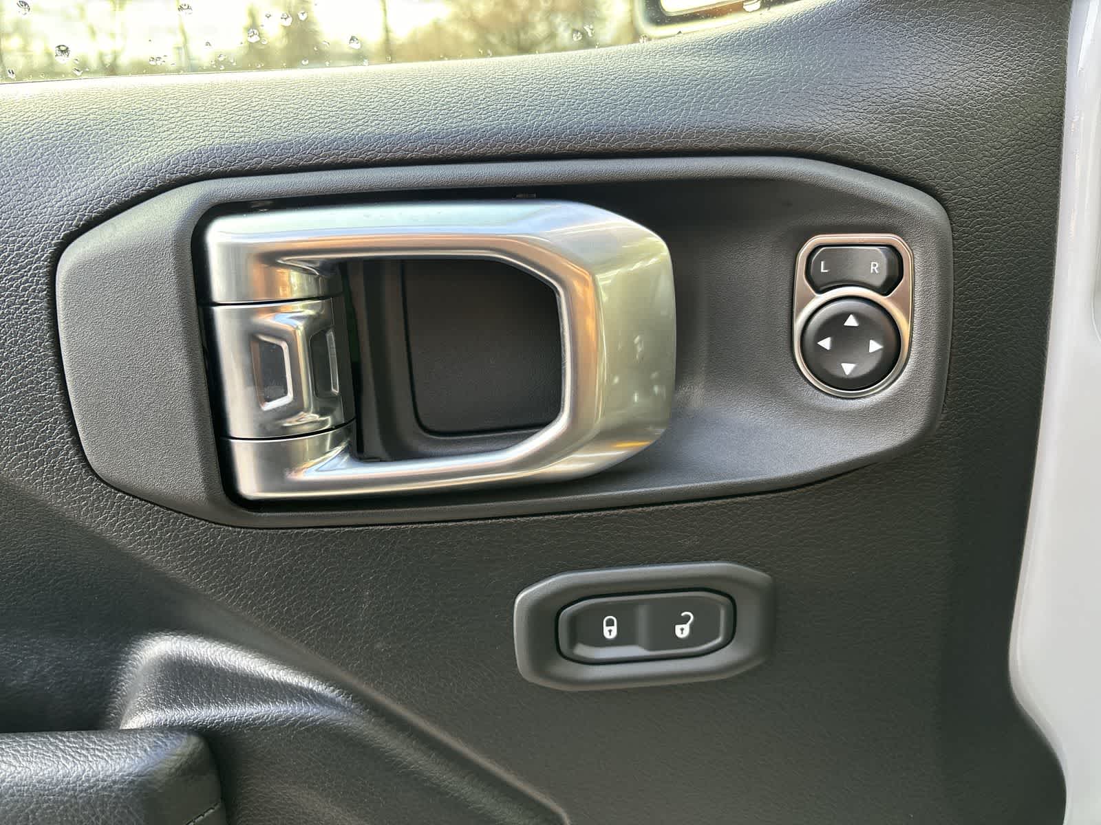 Thumbnail: 2026 Jeep Wrangler - 8