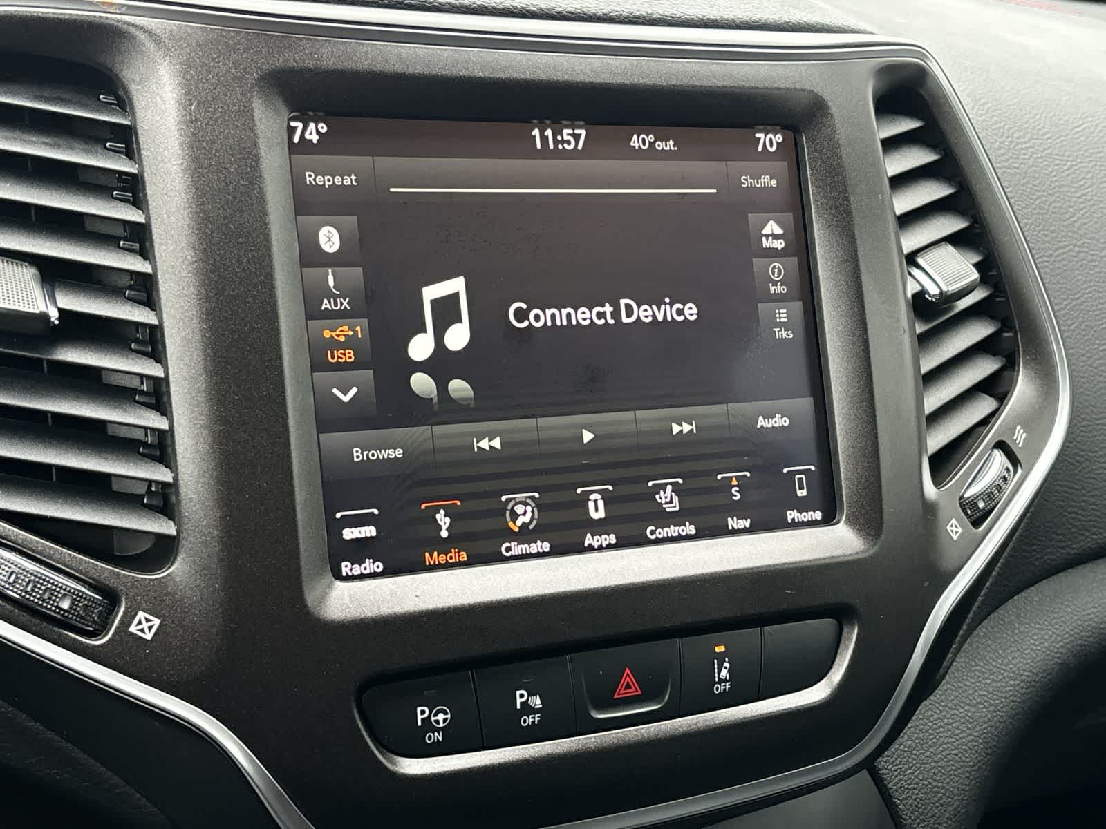 Thumbnail: 2019 Jeep Cherokee - 19