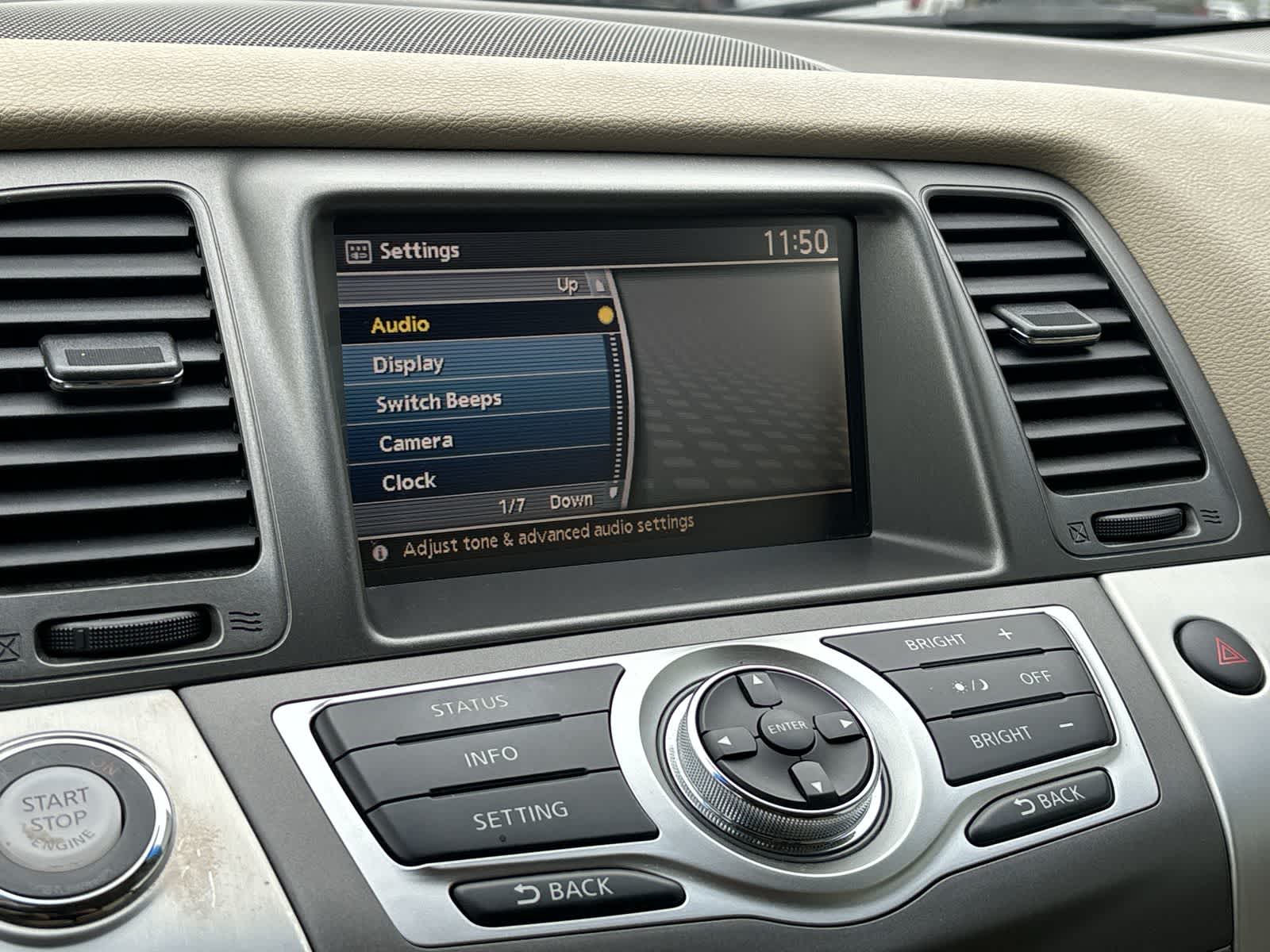 Thumbnail: 2011 Nissan Murano - 18