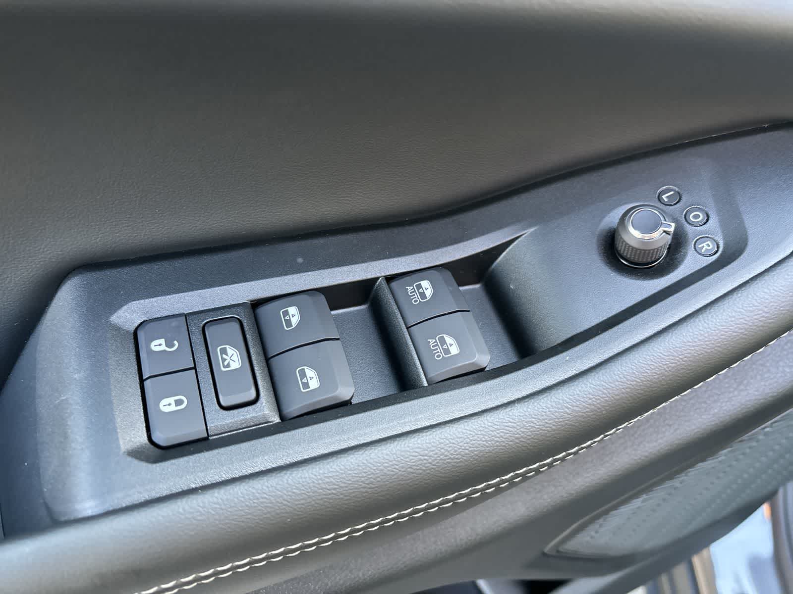 Thumbnail: 2025 Jeep Grand Cherokee - 9