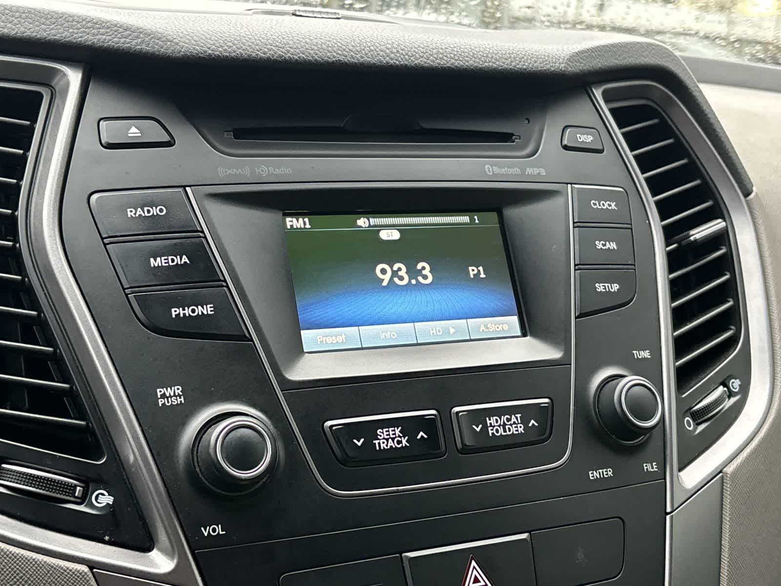 Thumbnail: 2015 Hyundai Santa Fe - 15