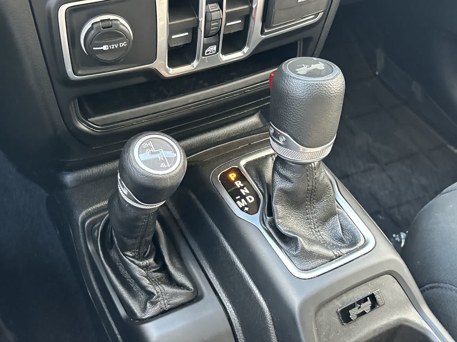 Thumbnail: 2021 Jeep Wrangler - 28