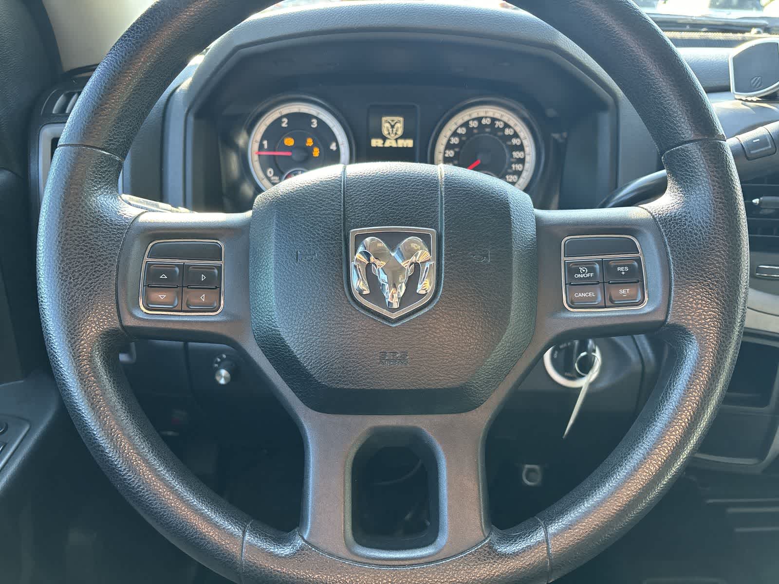 Thumbnail: 2014 RAM 3500 - 11