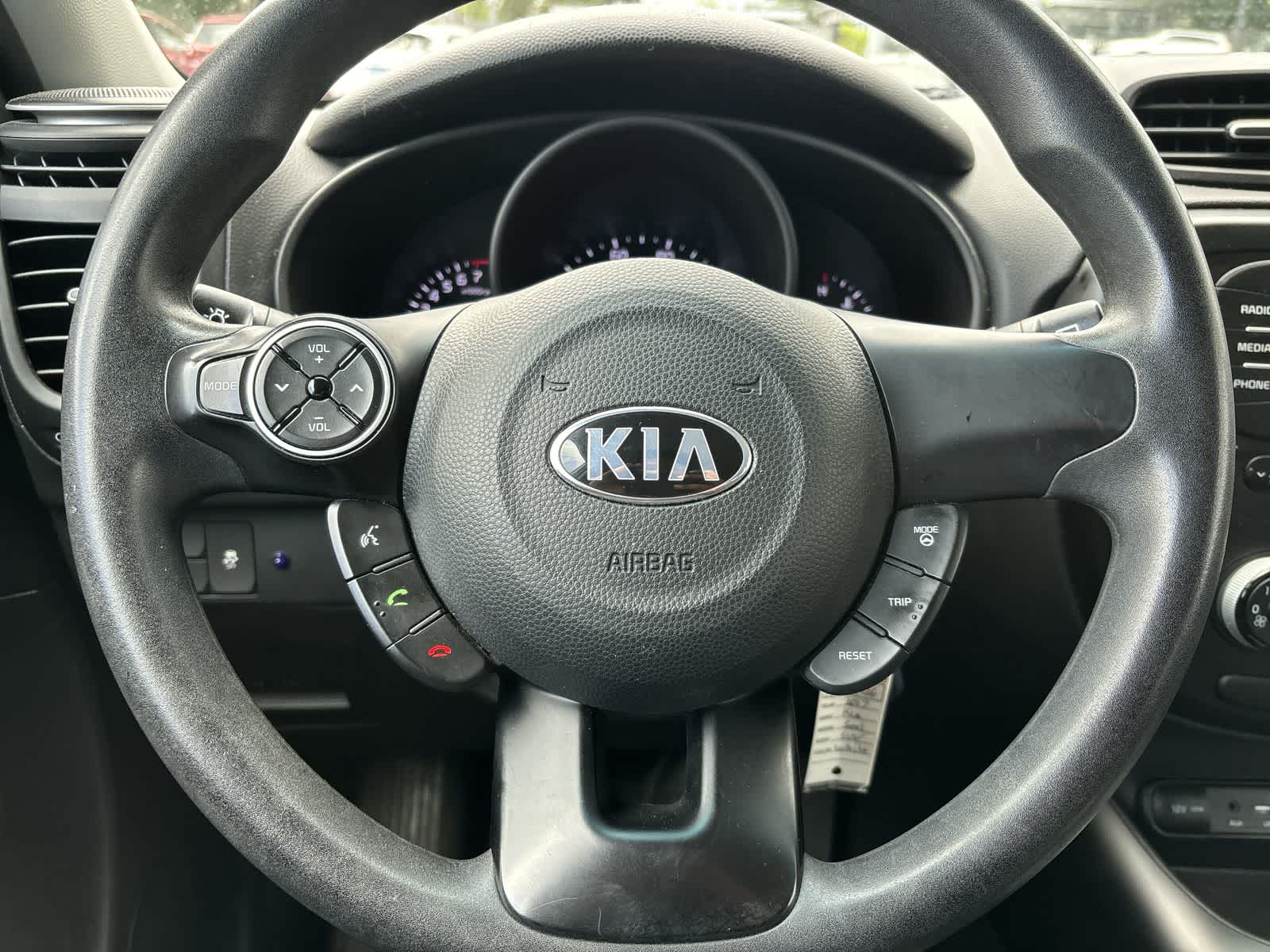 Thumbnail: 2017 Kia Soul - 8