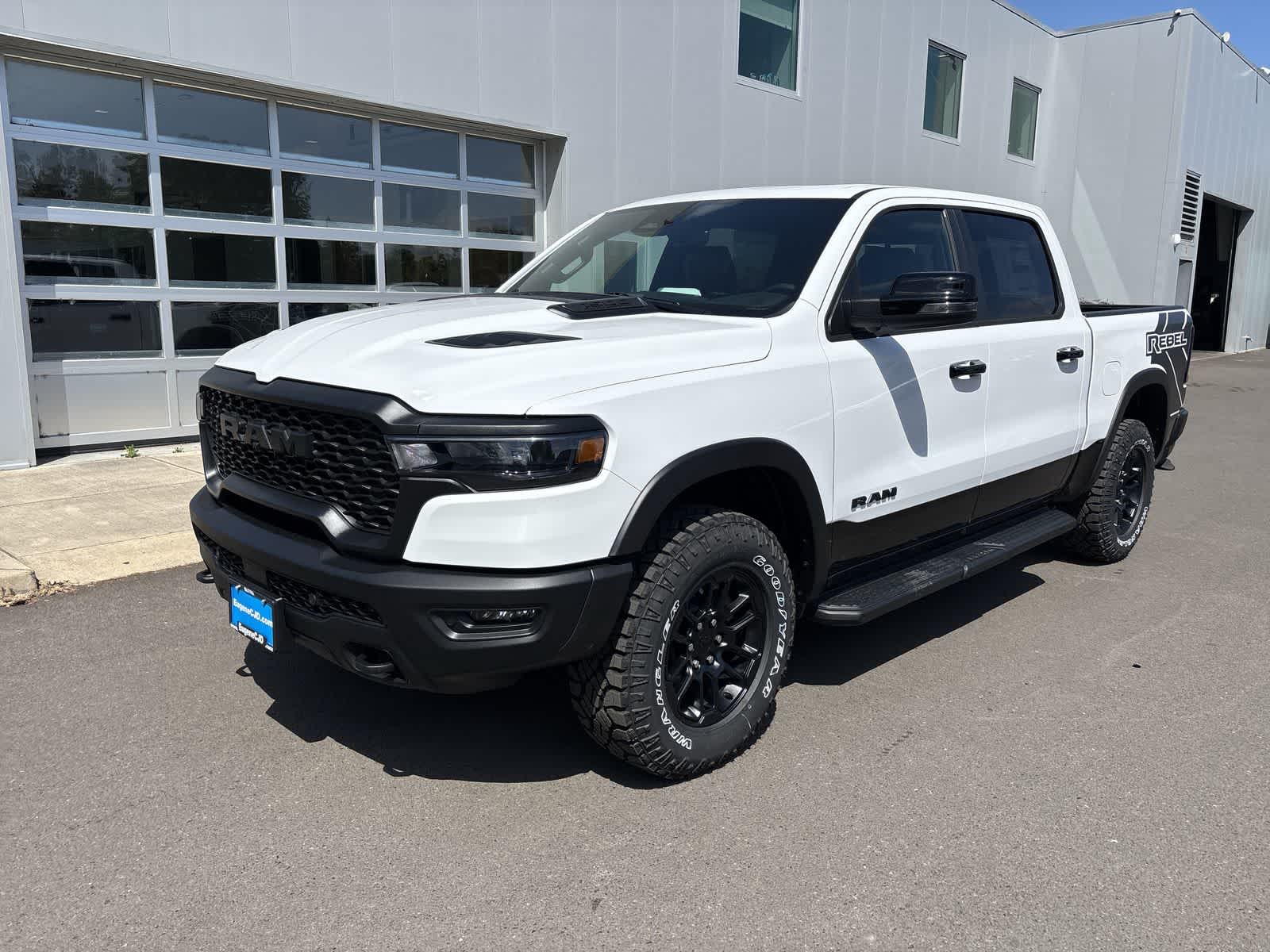 Thumbnail: 2026 RAM 1500 - 1