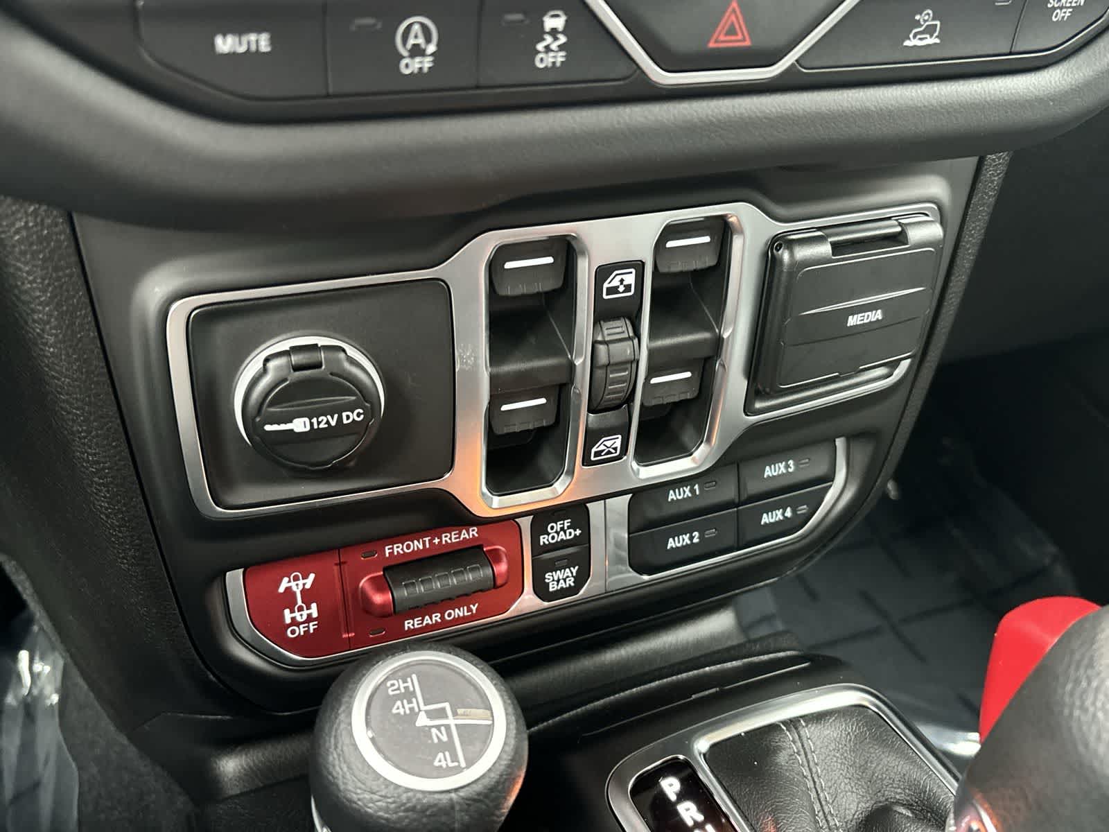 Thumbnail: 2026 Jeep Gladiator - 26