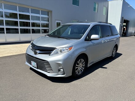 Used 2020 Toyota Sienna XLE 8 Passenger Van Eugene, OR