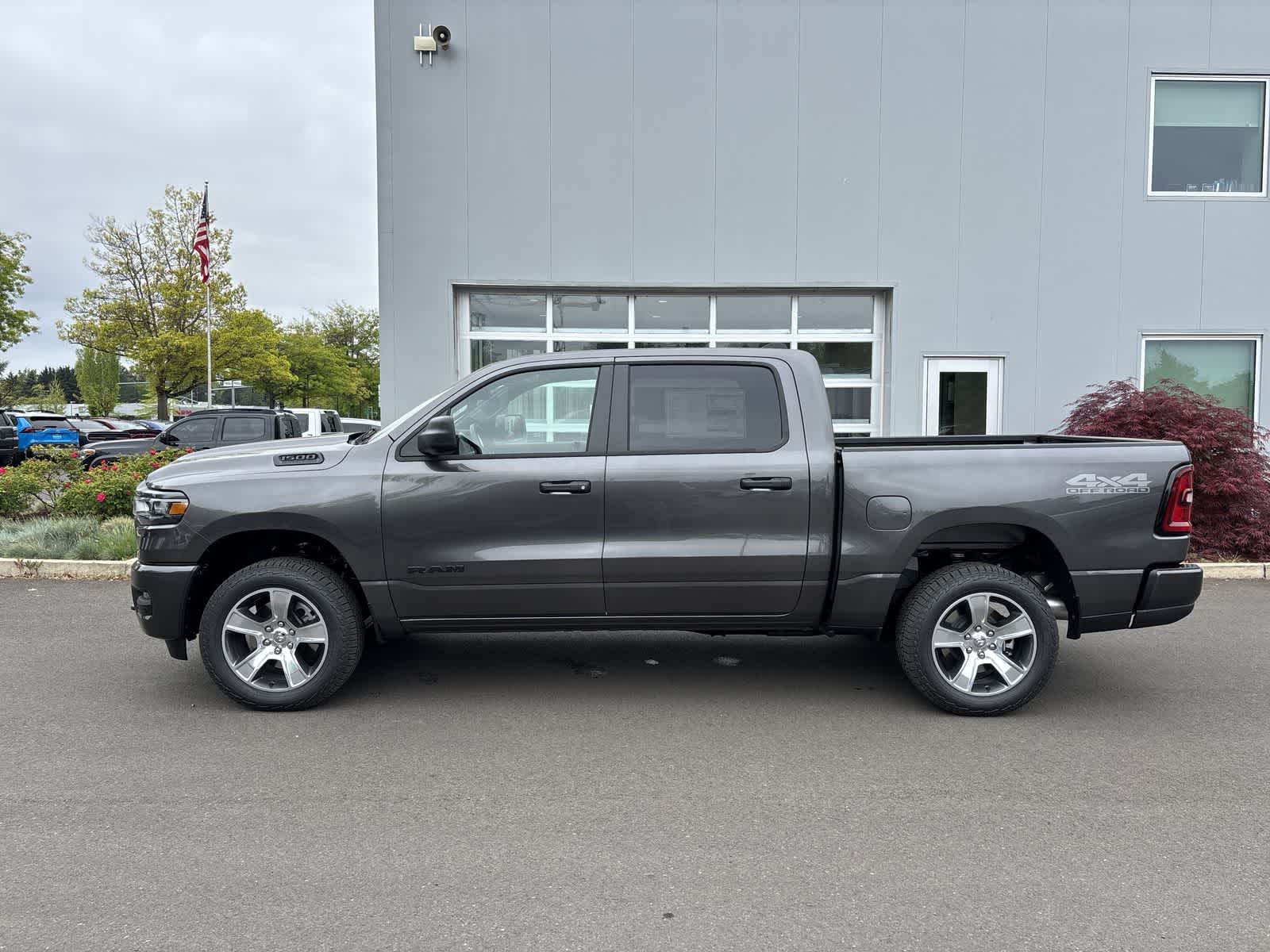 Thumbnail: 2026 RAM 1500 - 2