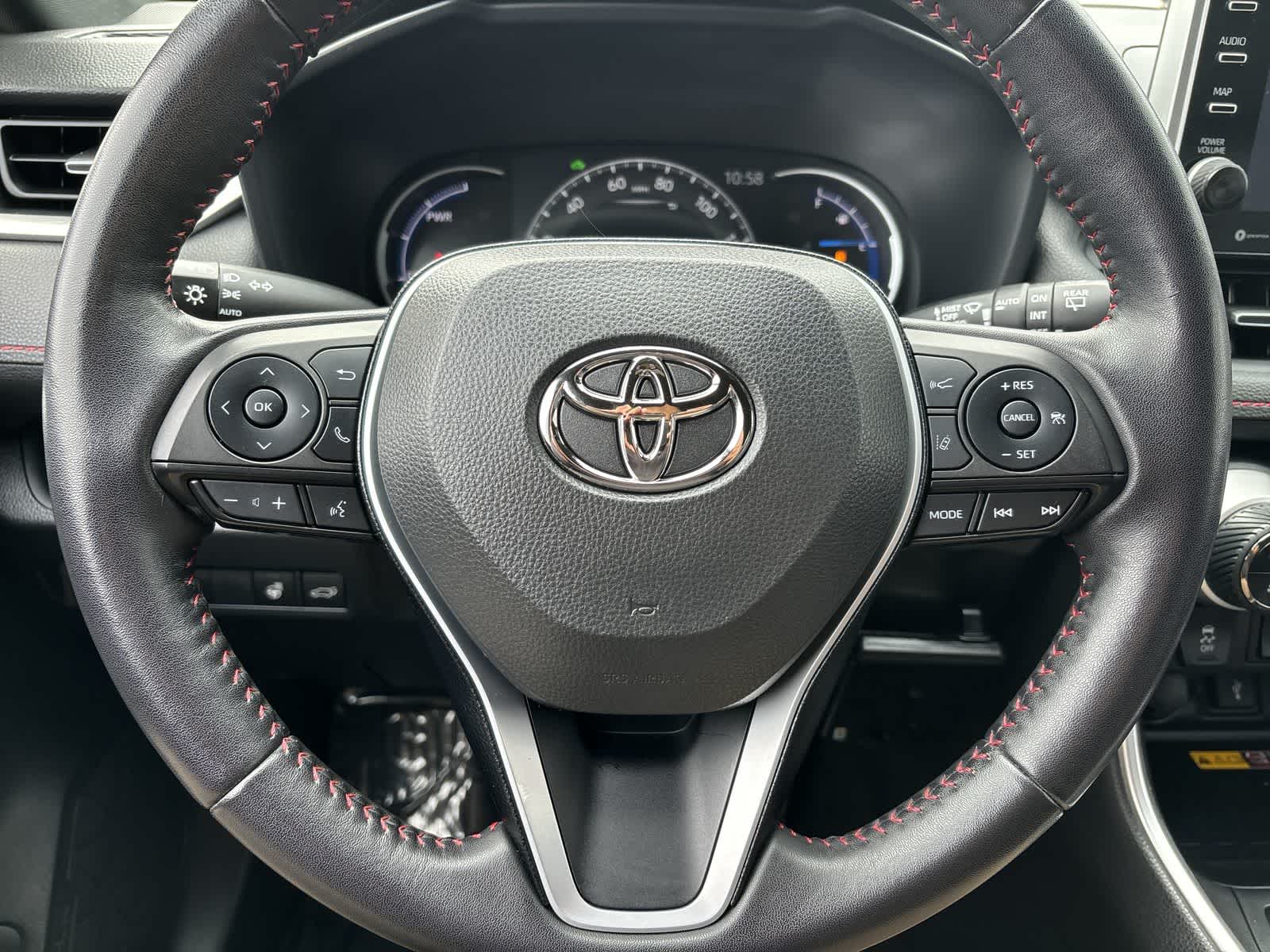 Thumbnail: 2022 Toyota RAV4 - 12