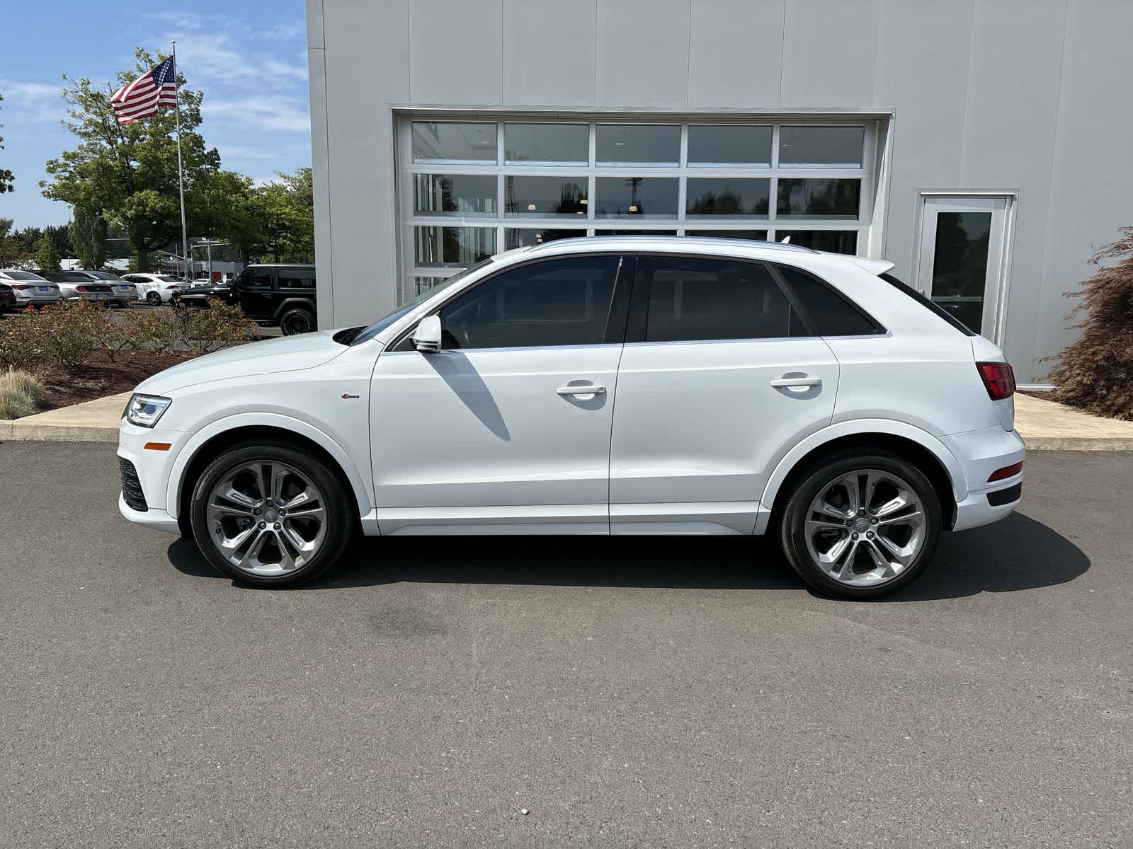 Thumbnail: 2016 Audi Q3 - 2