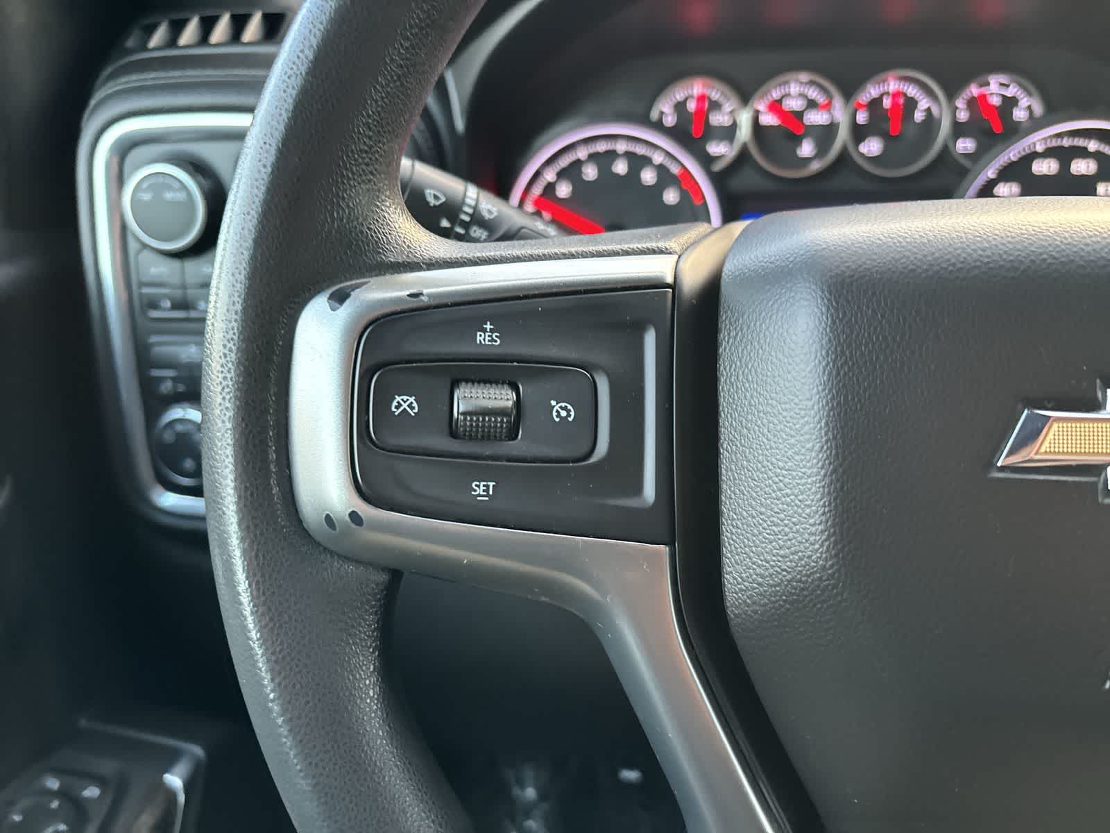 Thumbnail: 2020 Chevrolet Silverado 1500 - 13