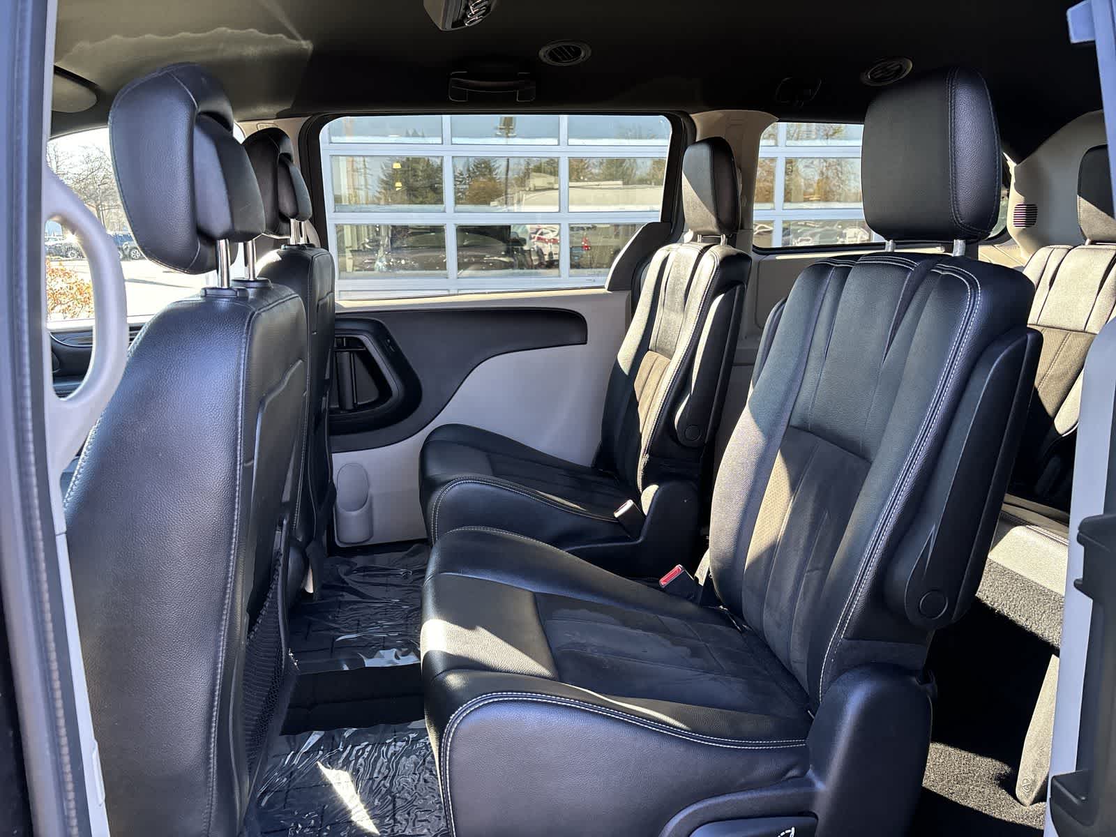 Thumbnail: 2019 Dodge Grand Caravan - 9