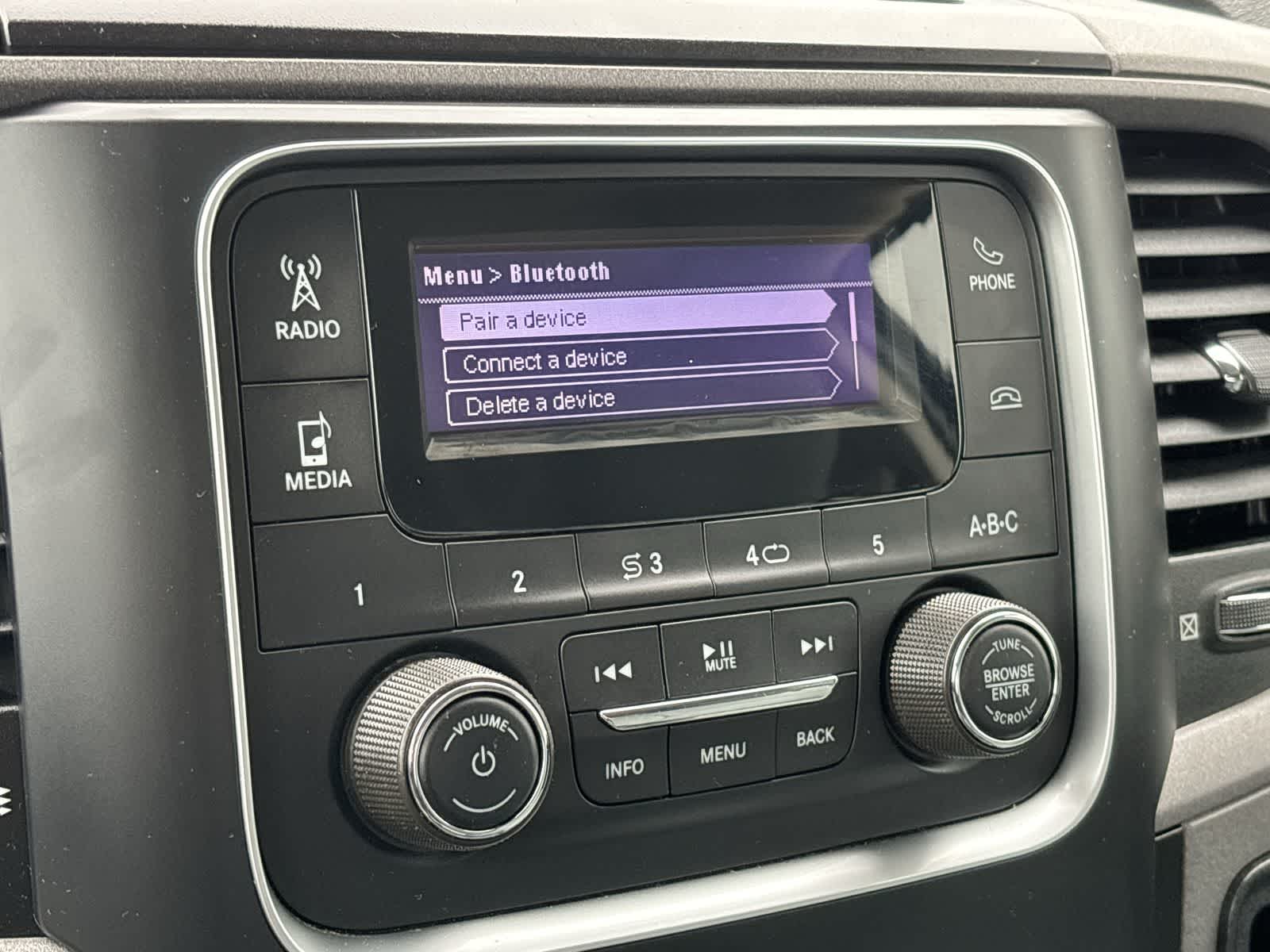 2019 RAM 1500 Classic Tradesman 18