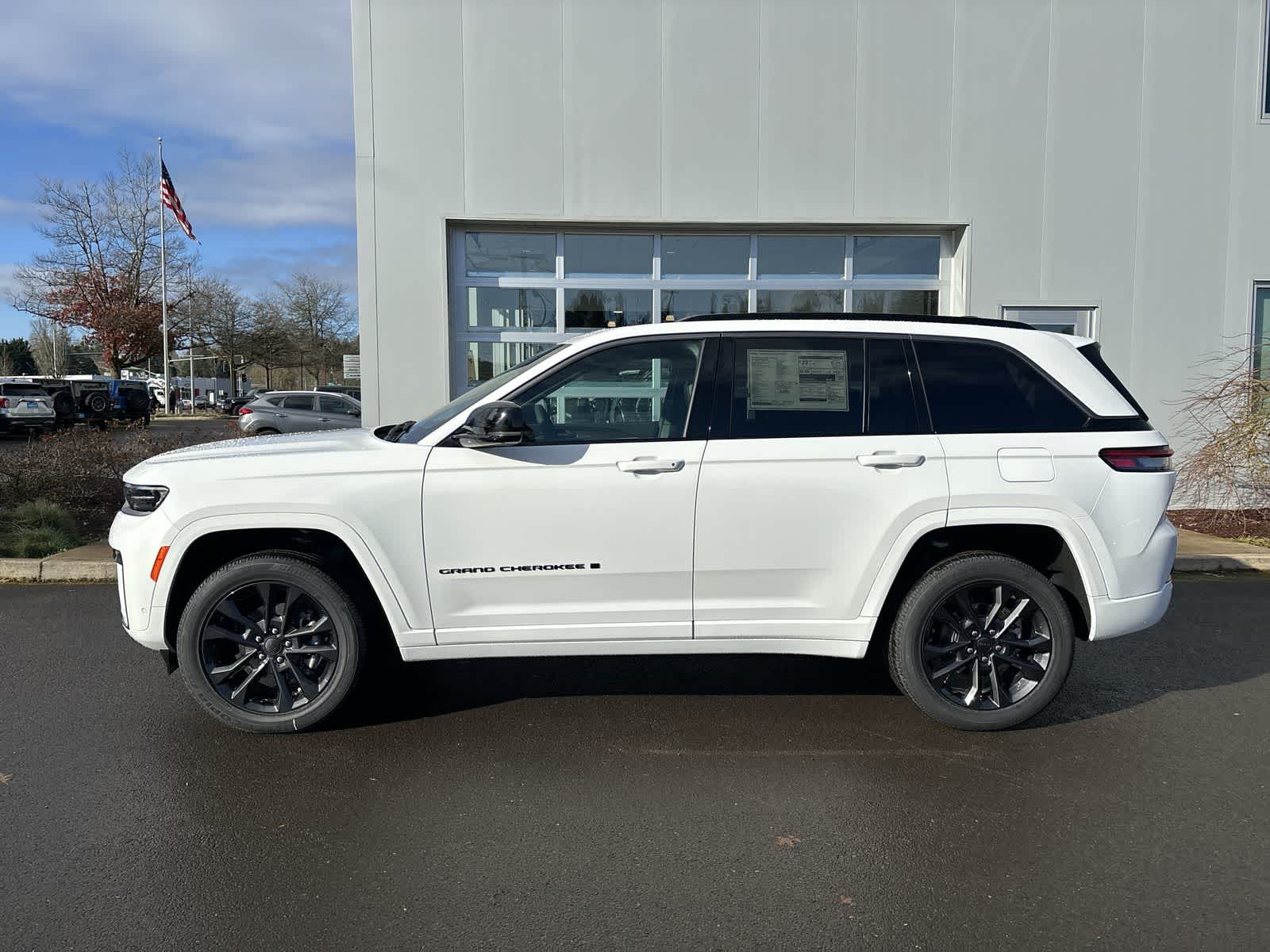 Thumbnail: 2026 Jeep Grand Cherokee - 2