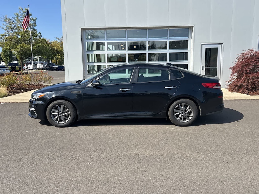 Used 2019 Kia Optima LX Sedan