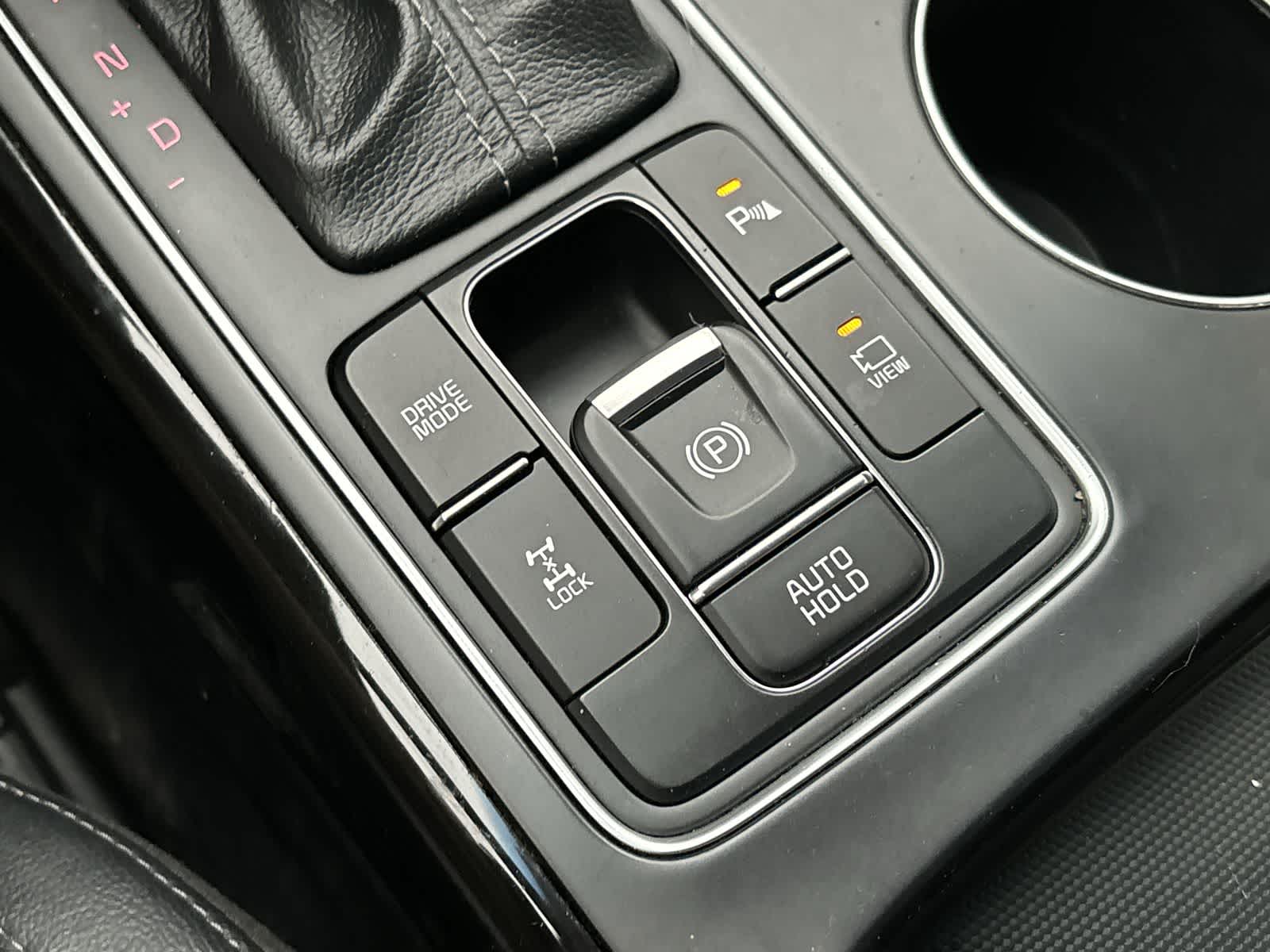 Thumbnail: 2020 Kia Sorento - 25