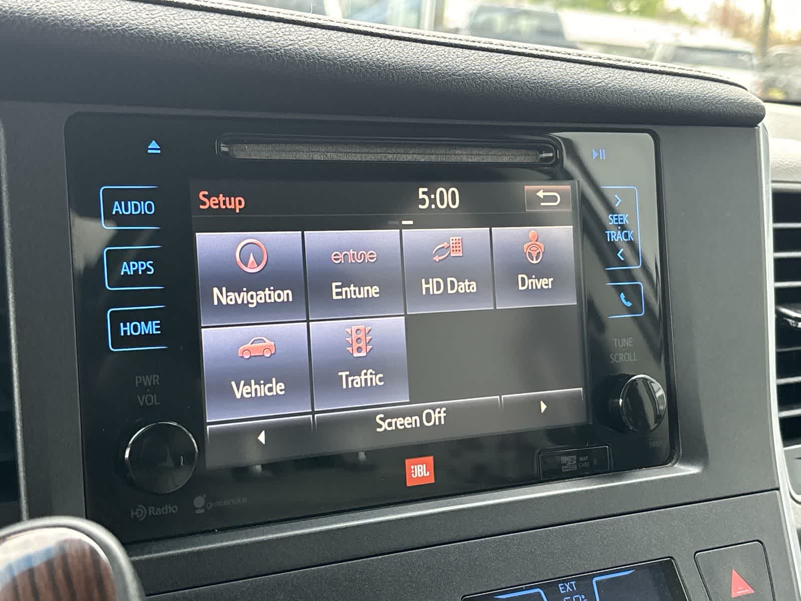 Thumbnail: 2015 Toyota Sienna - 19