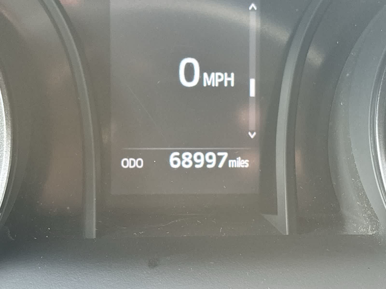 Thumbnail: 2022 Toyota Camry - 14