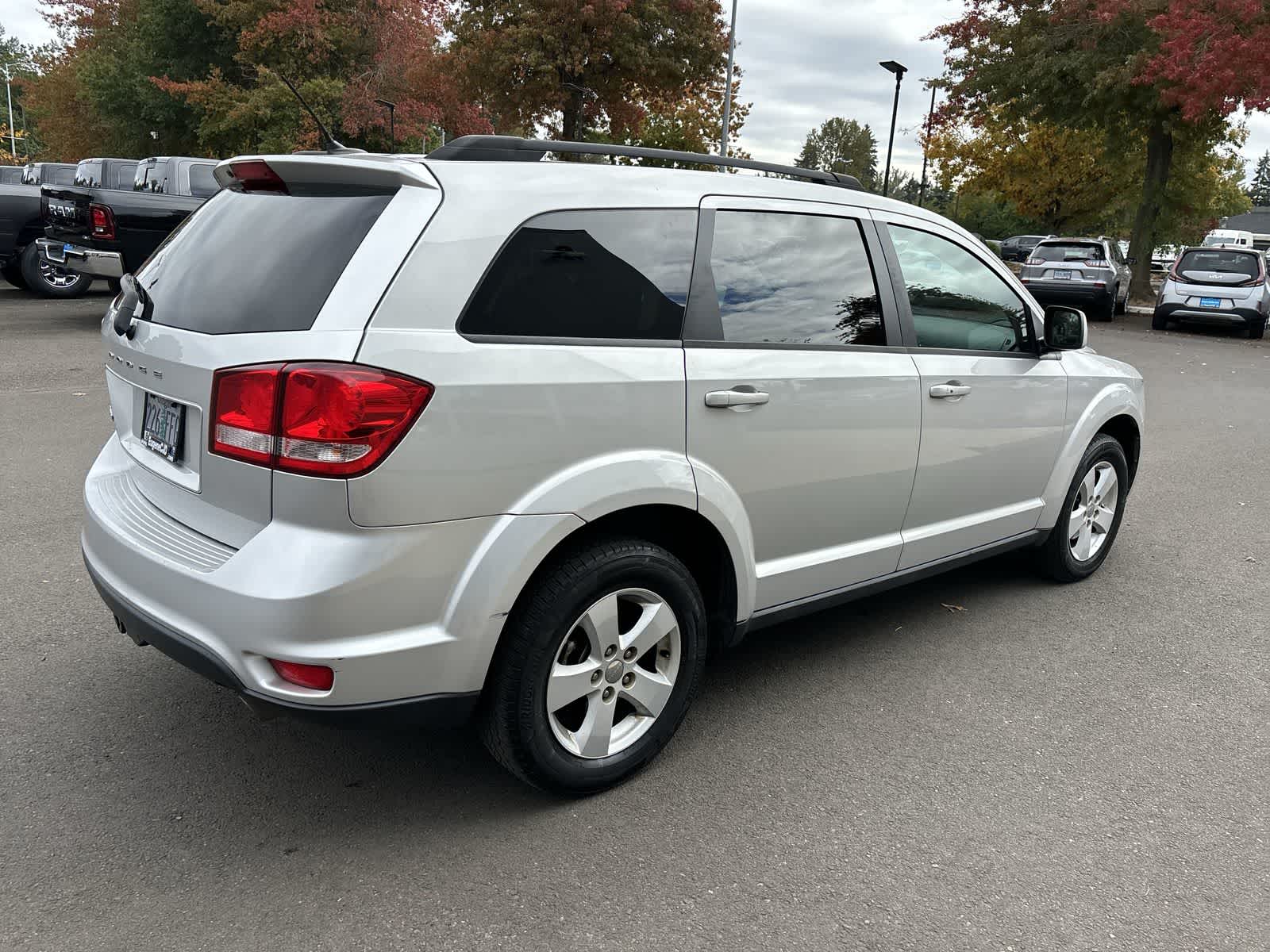 Thumbnail: 2011 Dodge Journey - 4