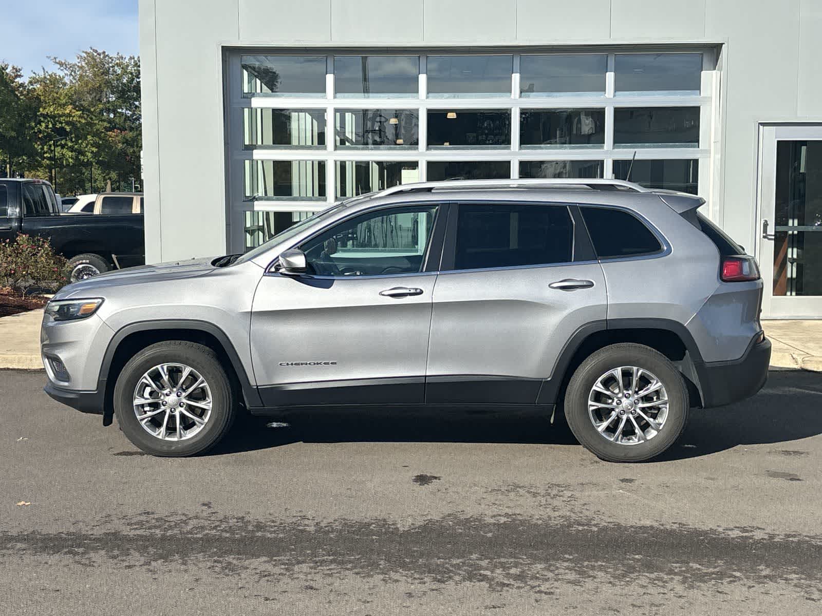 Thumbnail: 2021 Jeep Cherokee - 2