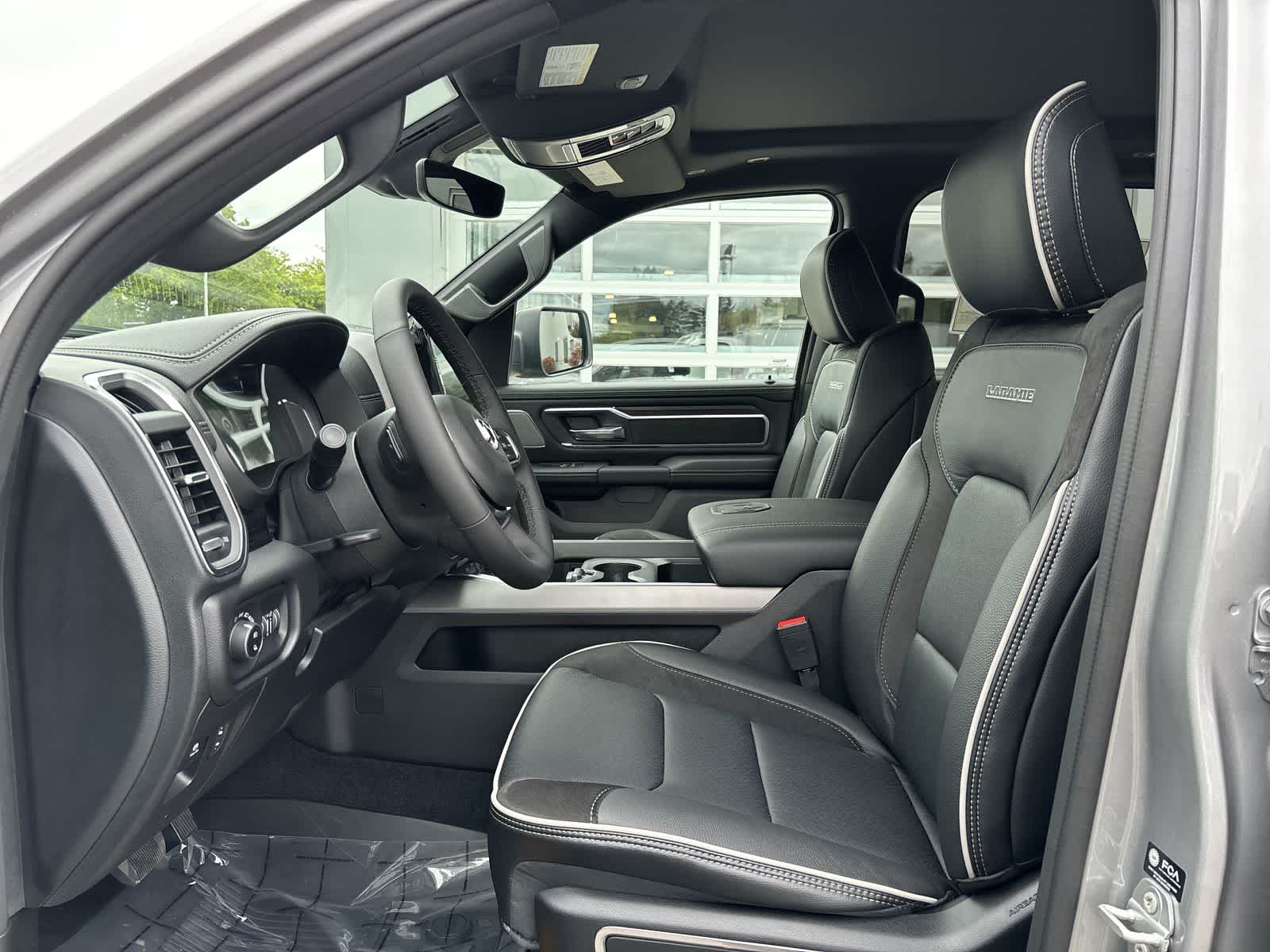 Thumbnail: 2026 RAM 1500 - 9