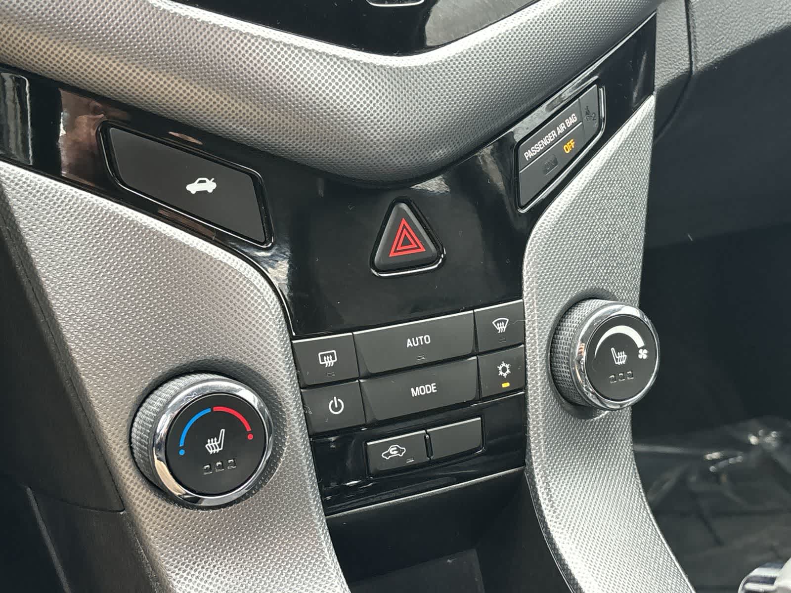 Thumbnail: 2016 Chevrolet Cruze - 22