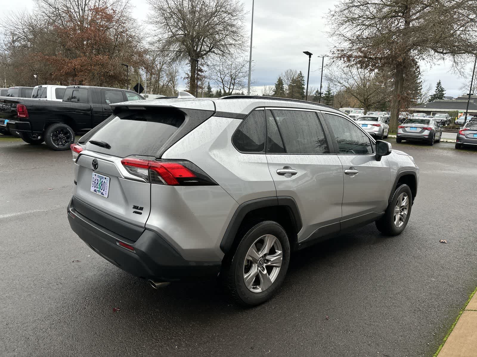 Thumbnail: 2022 Toyota RAV4 - 4