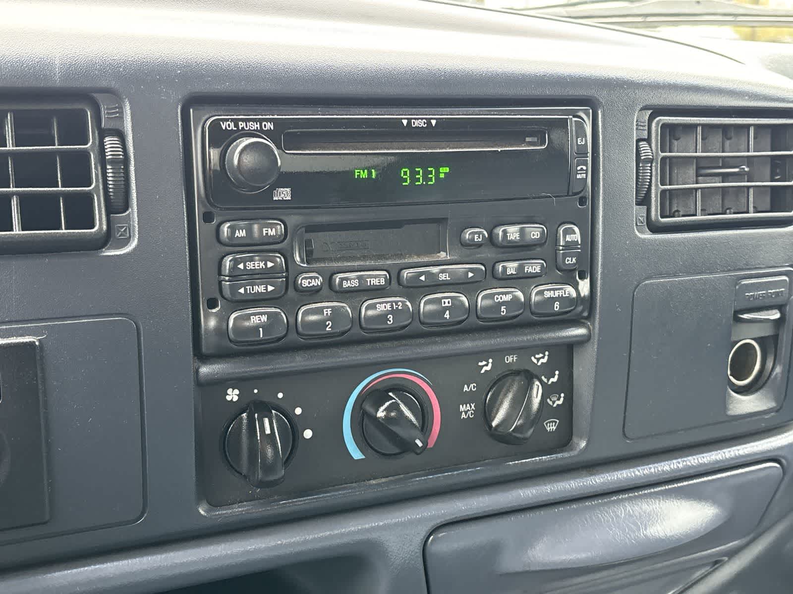 Thumbnail: 2001 Ford F-350 - 22