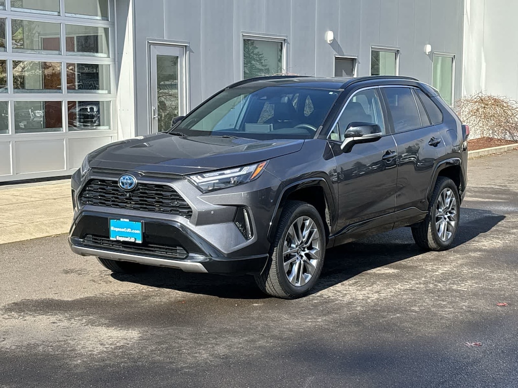 Used 2022 Toyota RAV4 Hybrid XSE SUV