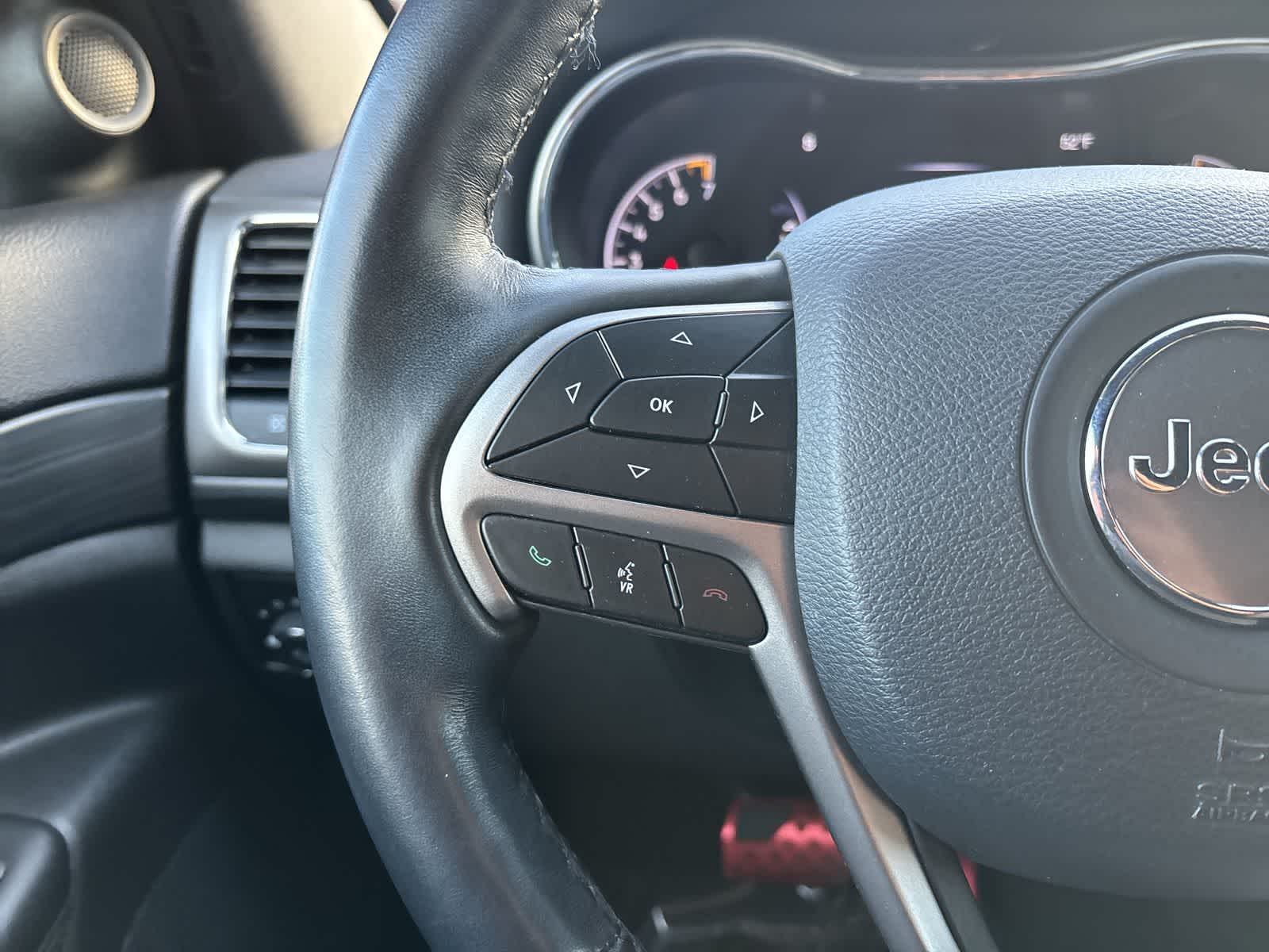 Thumbnail: 2019 Jeep Grand Cherokee - 11